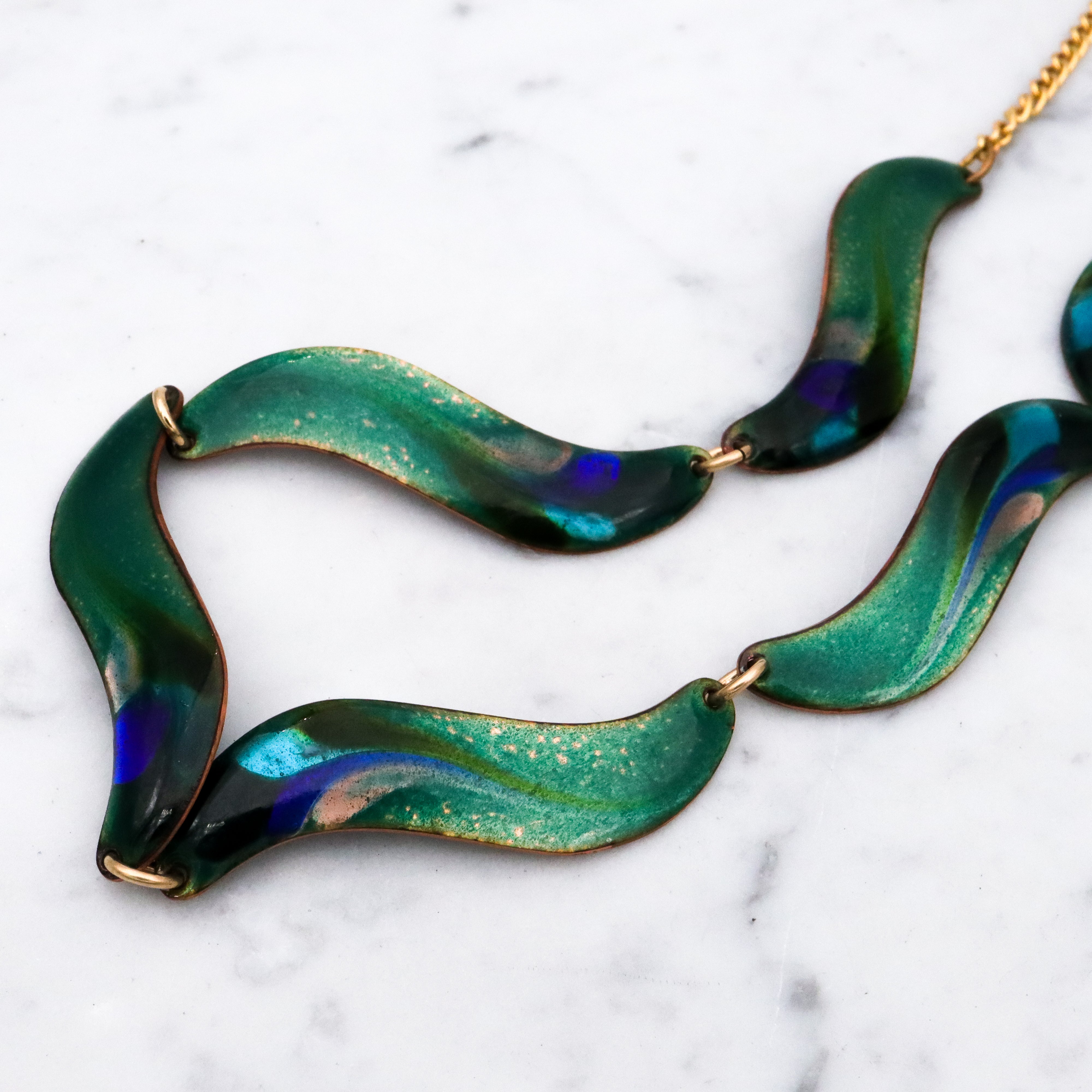 Mid Century studio artist enamelled copper wave link necklace