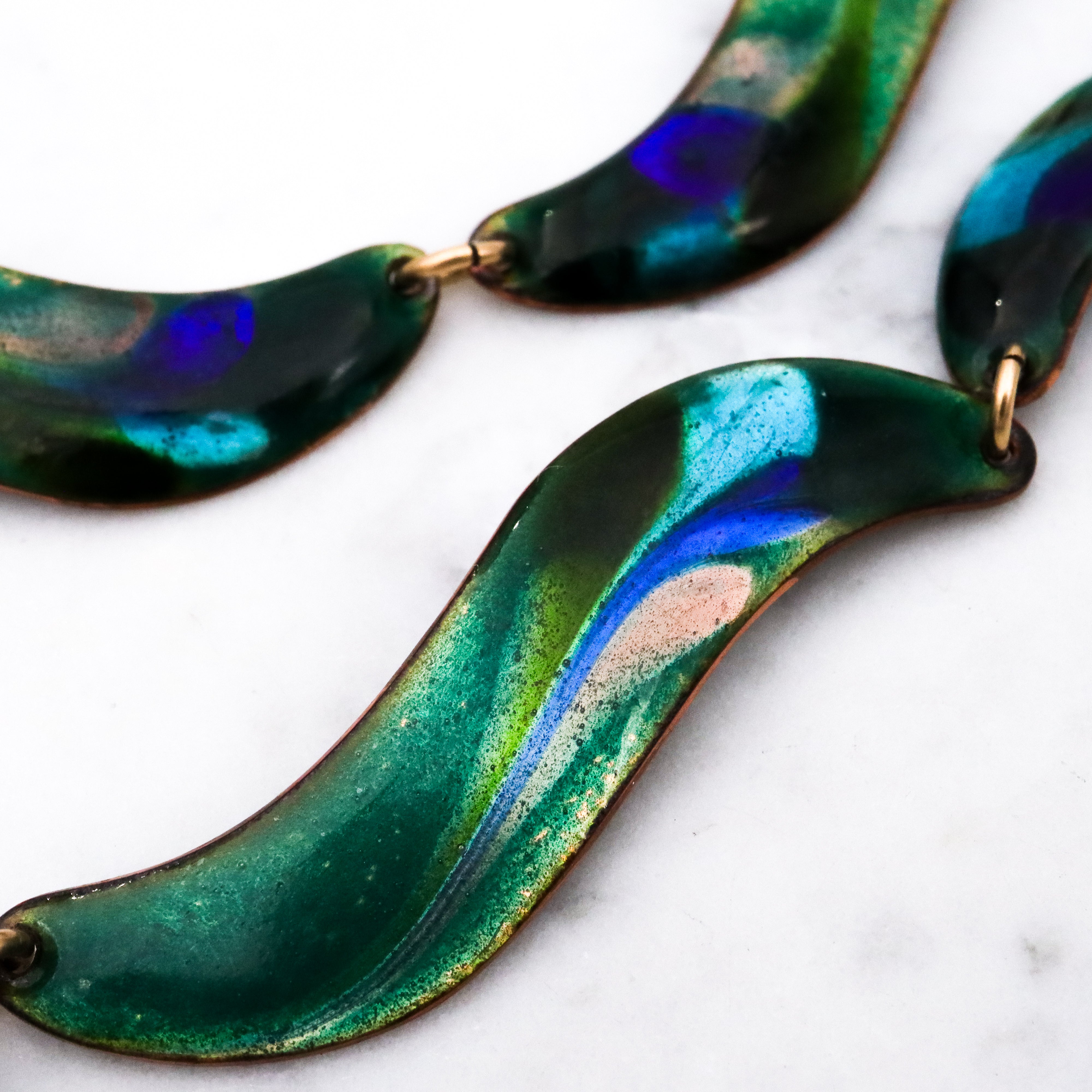 Mid Century studio artist enamelled copper wave link necklace
