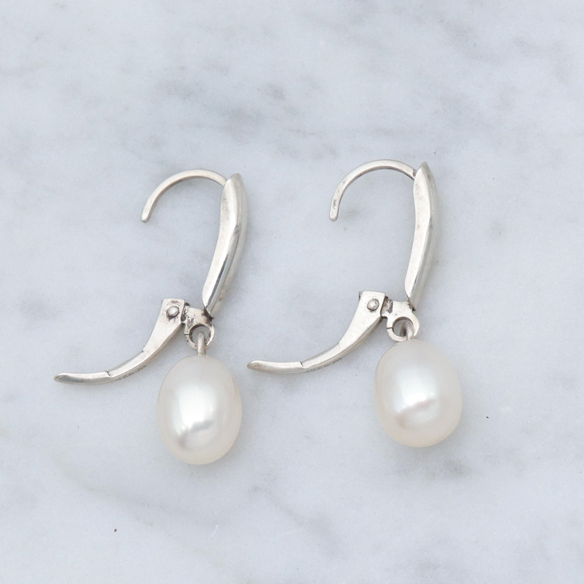 Vintage Honora sterling & oval pearl drop earrings