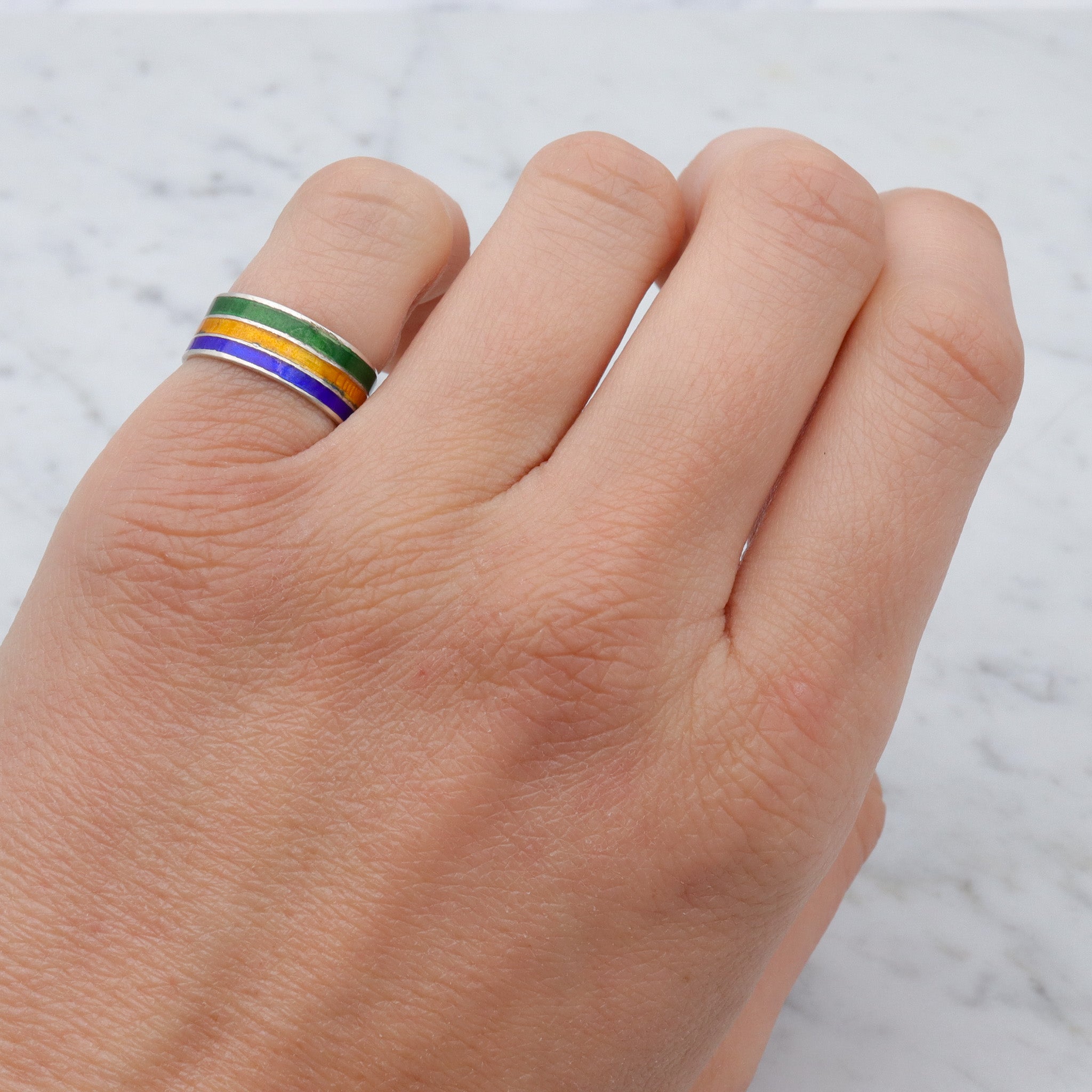 Vintage Siam sterling, green, yellow & blue enamel band, sz 5