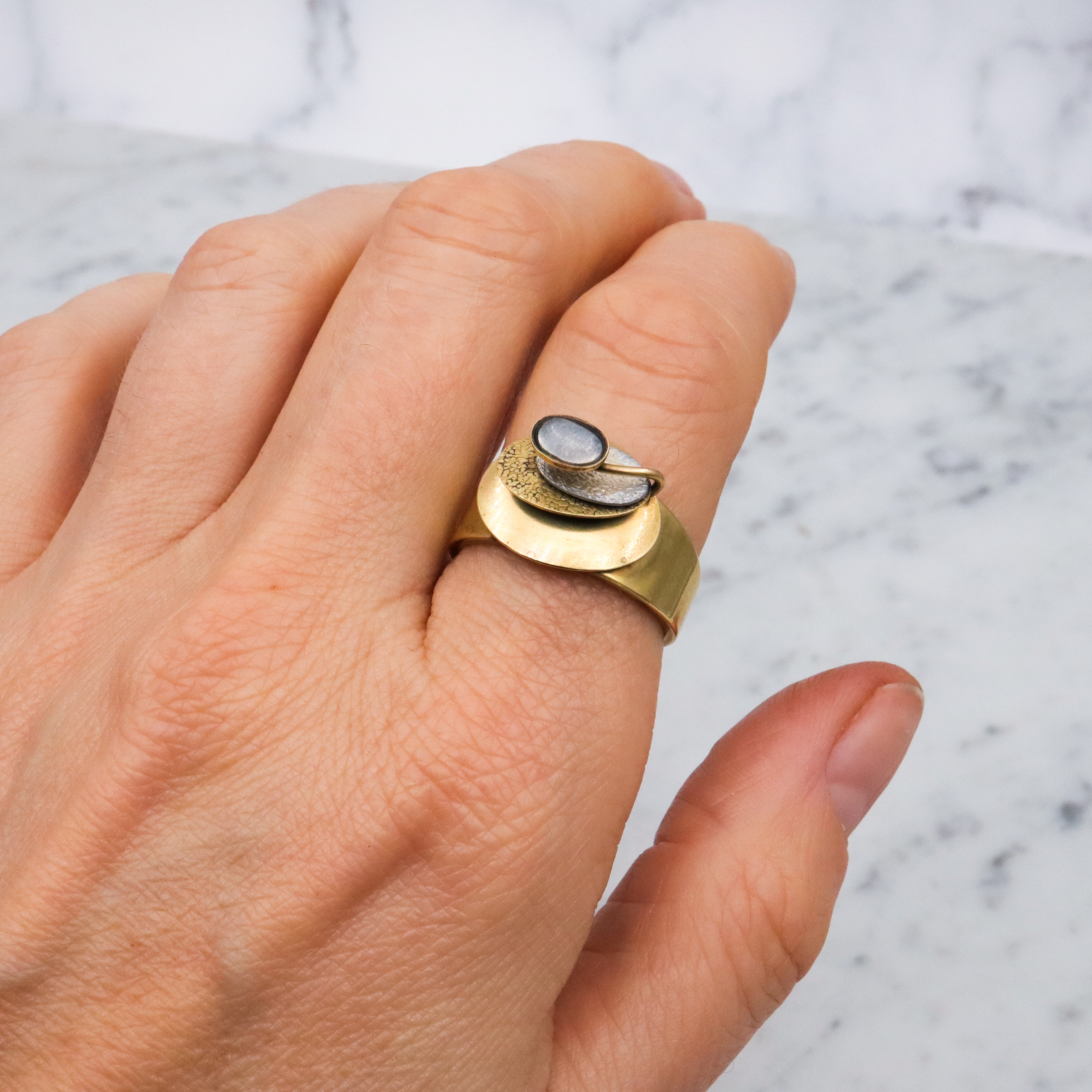 MCM studio artist geometric brass ring w/moonstone, size 10