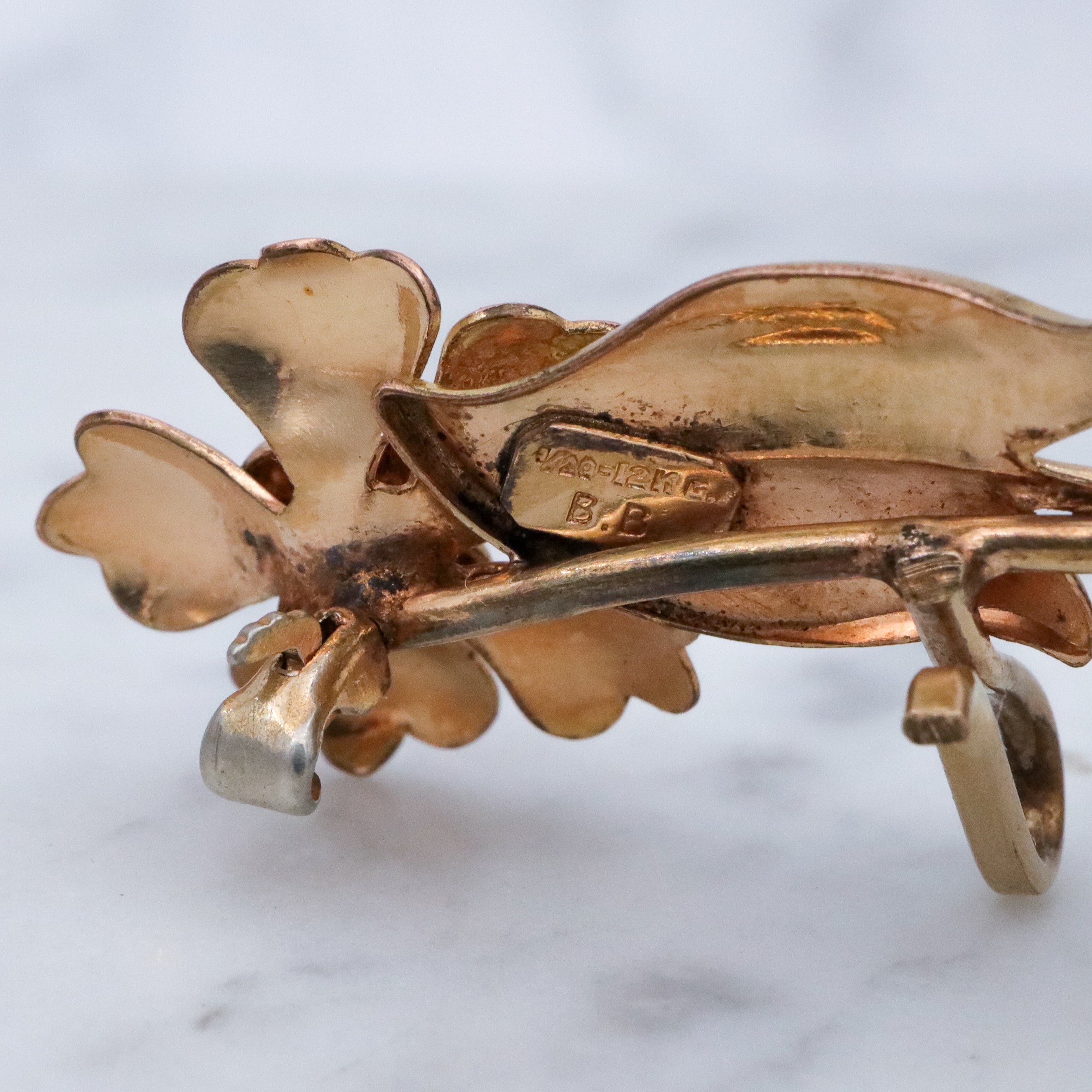 Mid Century Binder Brothers 12k gold filled floral brooch w/clip
