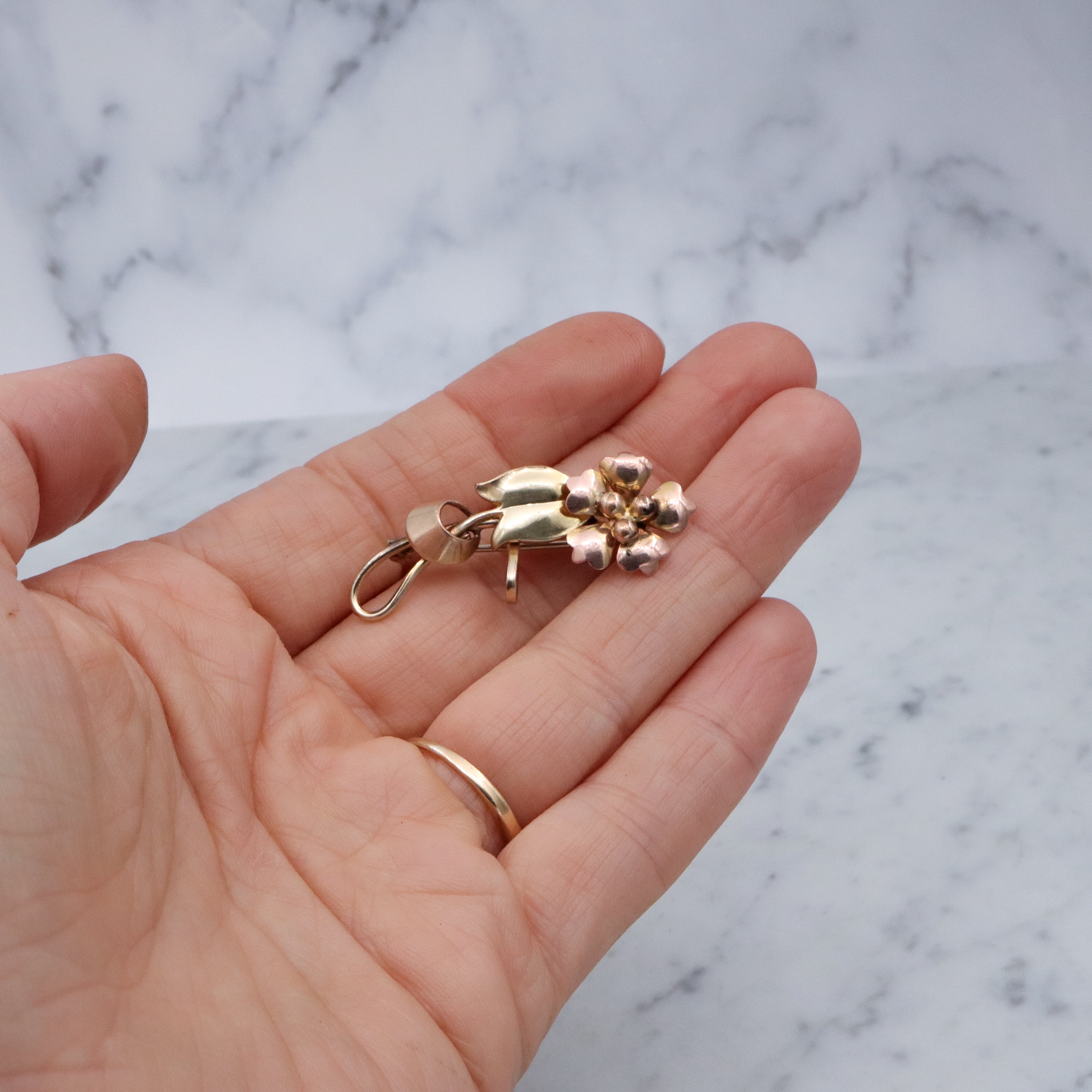 Mid Century Binder Brothers 12k gold filled floral brooch w/clip