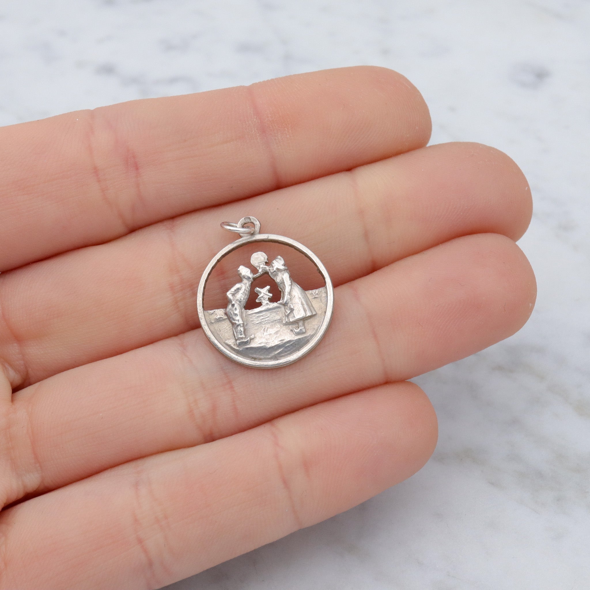 Vintage Dutch .800 silver cutout courting couple charm pendant
