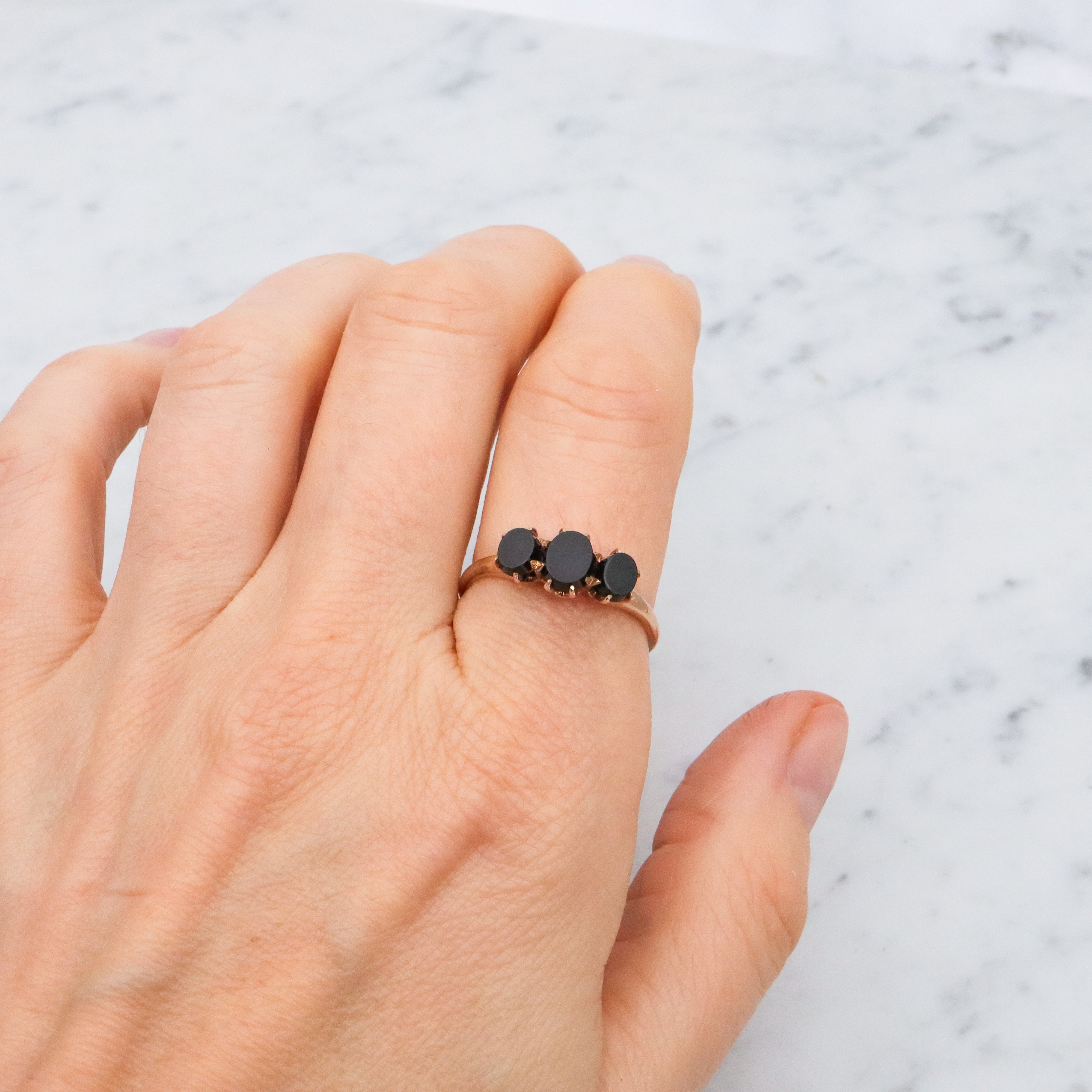 Antique 10k gold onyx three stone ring, size 10