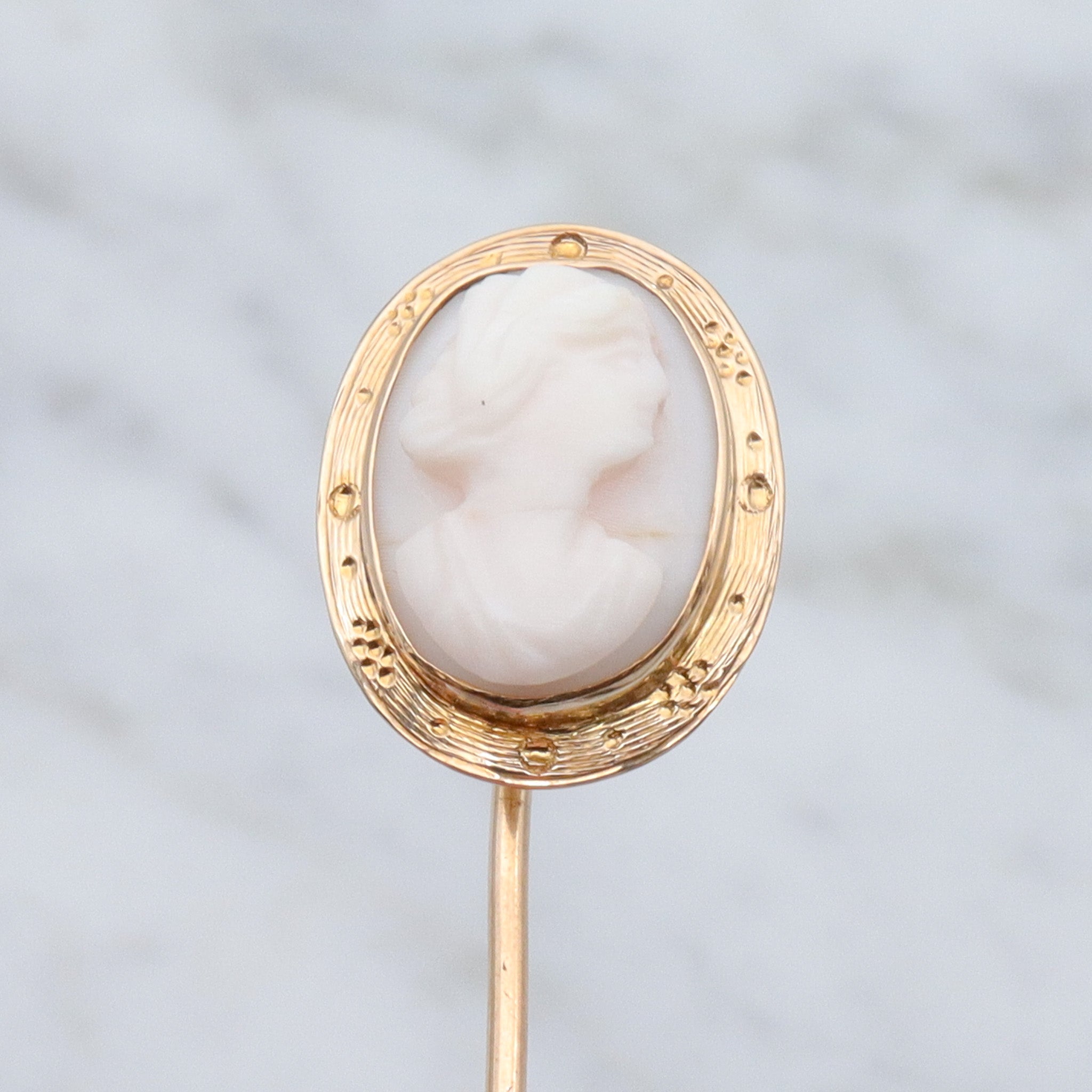 Antique Victorian 10k gold & shell cameo stick pin