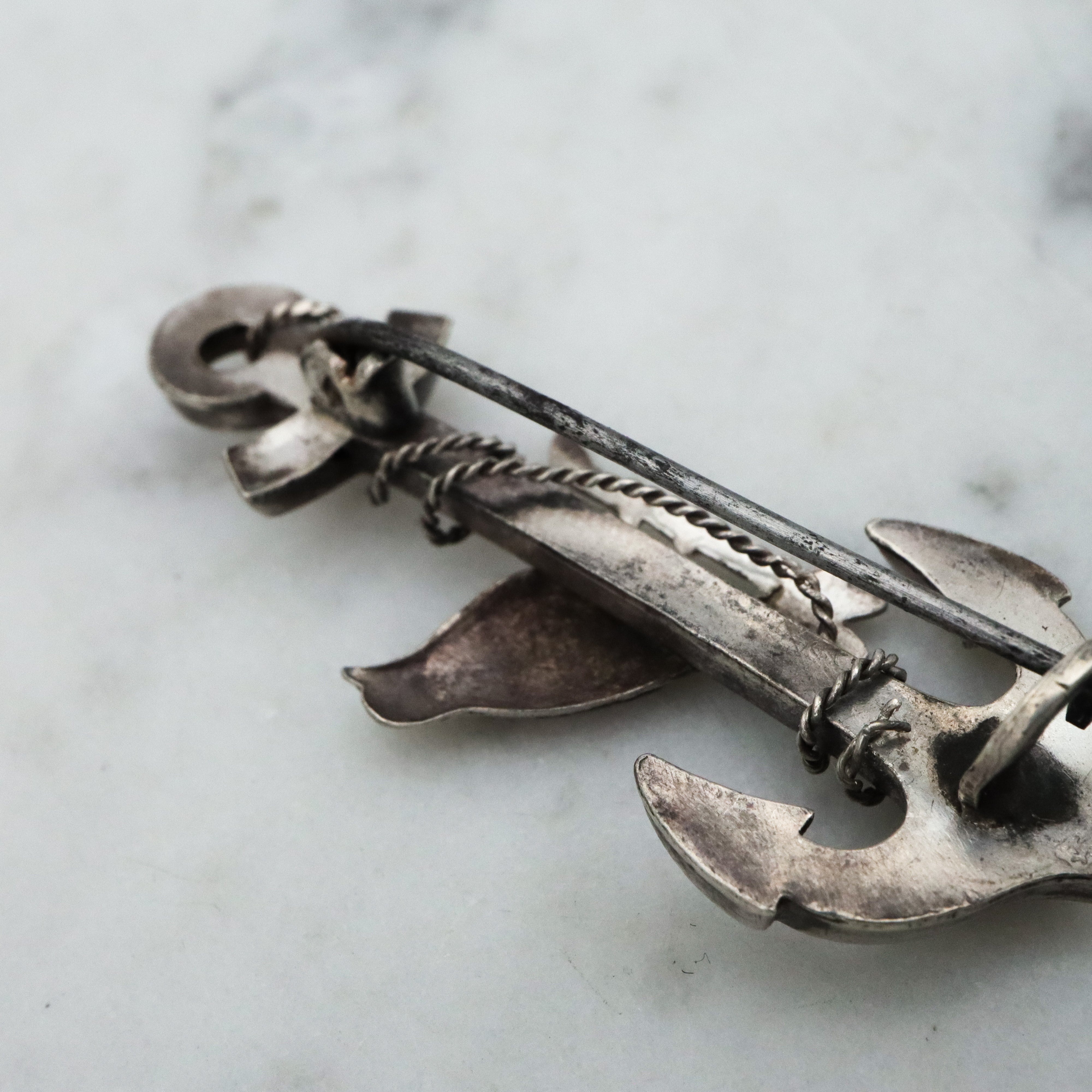 Antique late Victorian anchor & rope w/enamel bird sterling sweetheart brooch