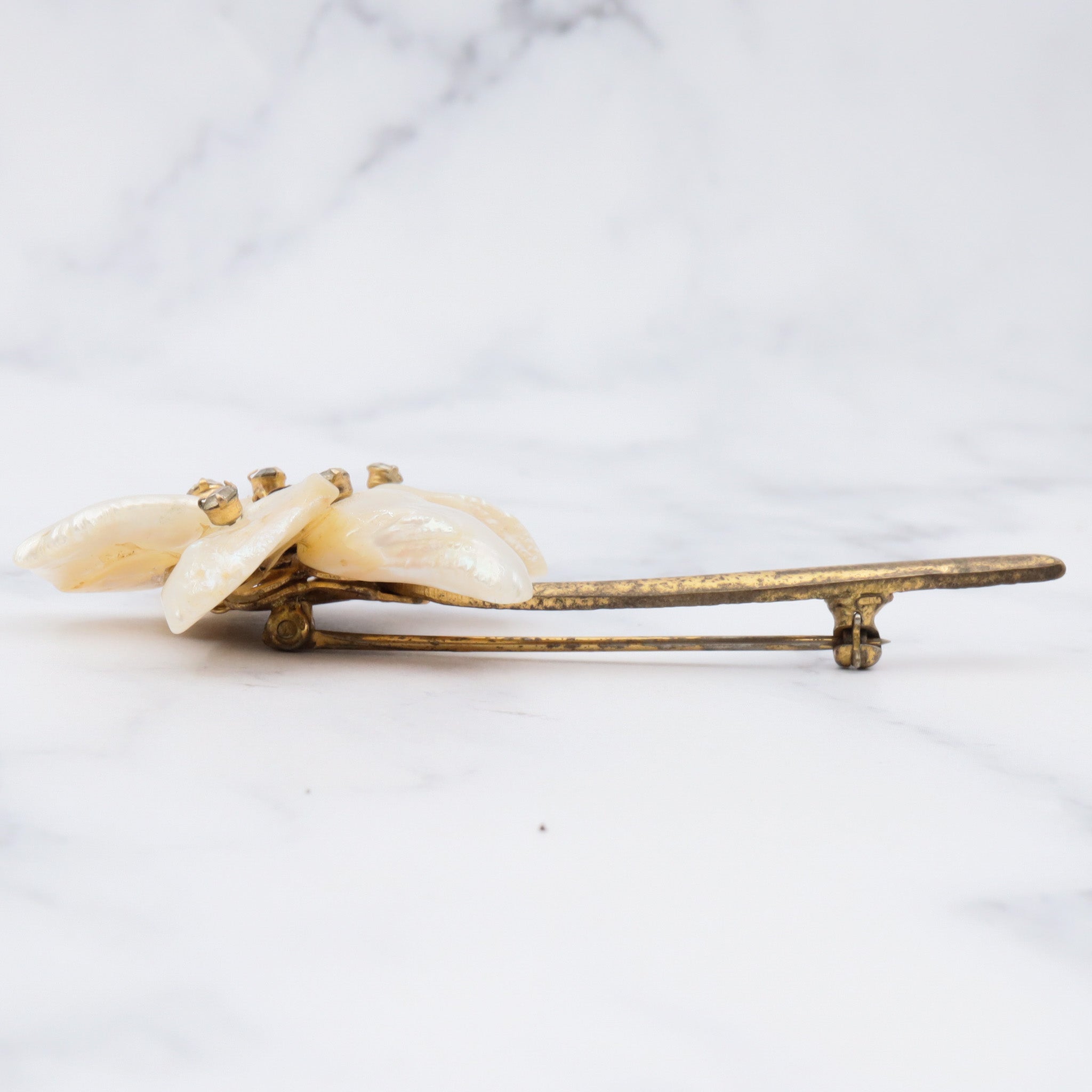 Vintage de mario baroque pearl and rhinestone gold plated flower brooch