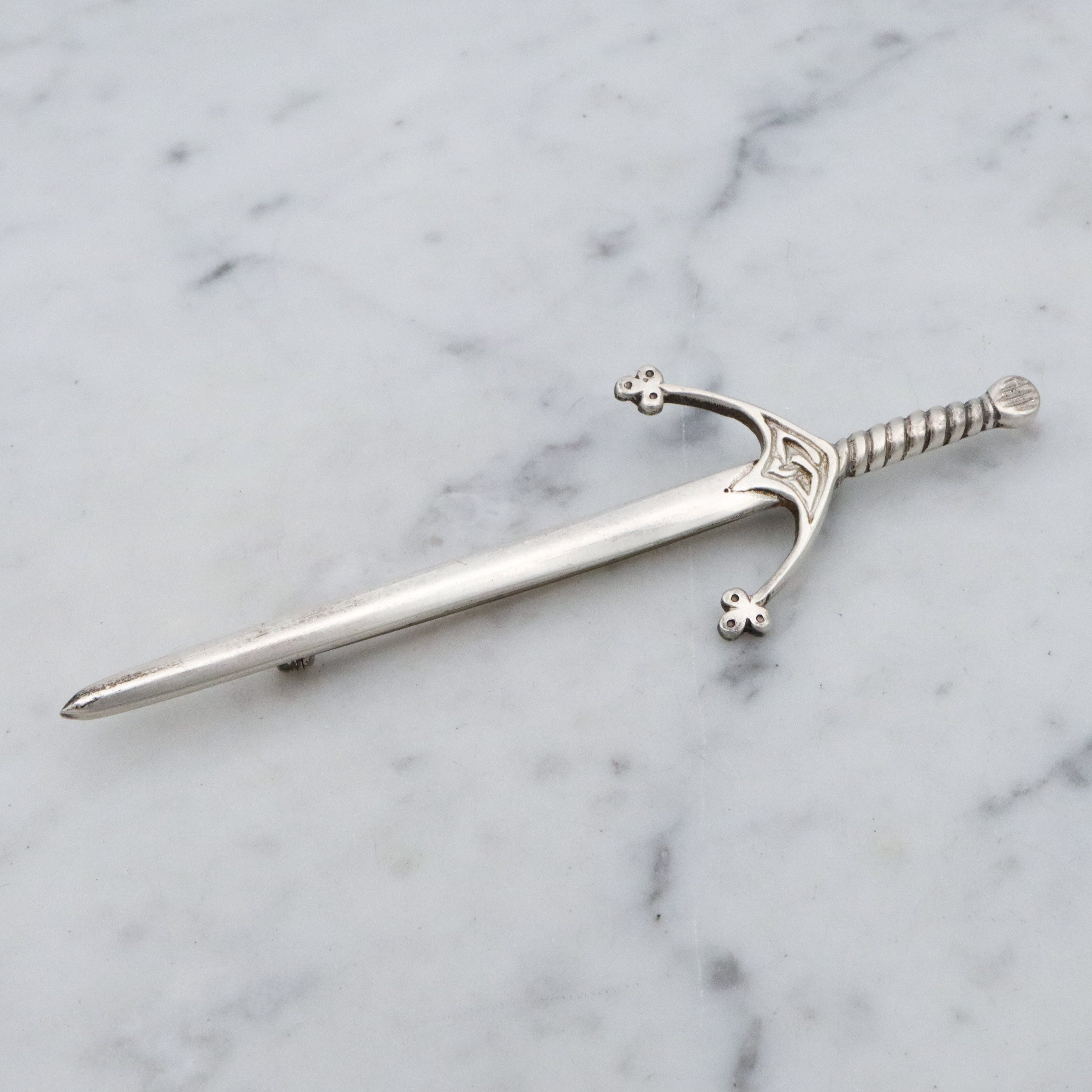 Large vintage sterling Celtic Claymore sword kilt pin
