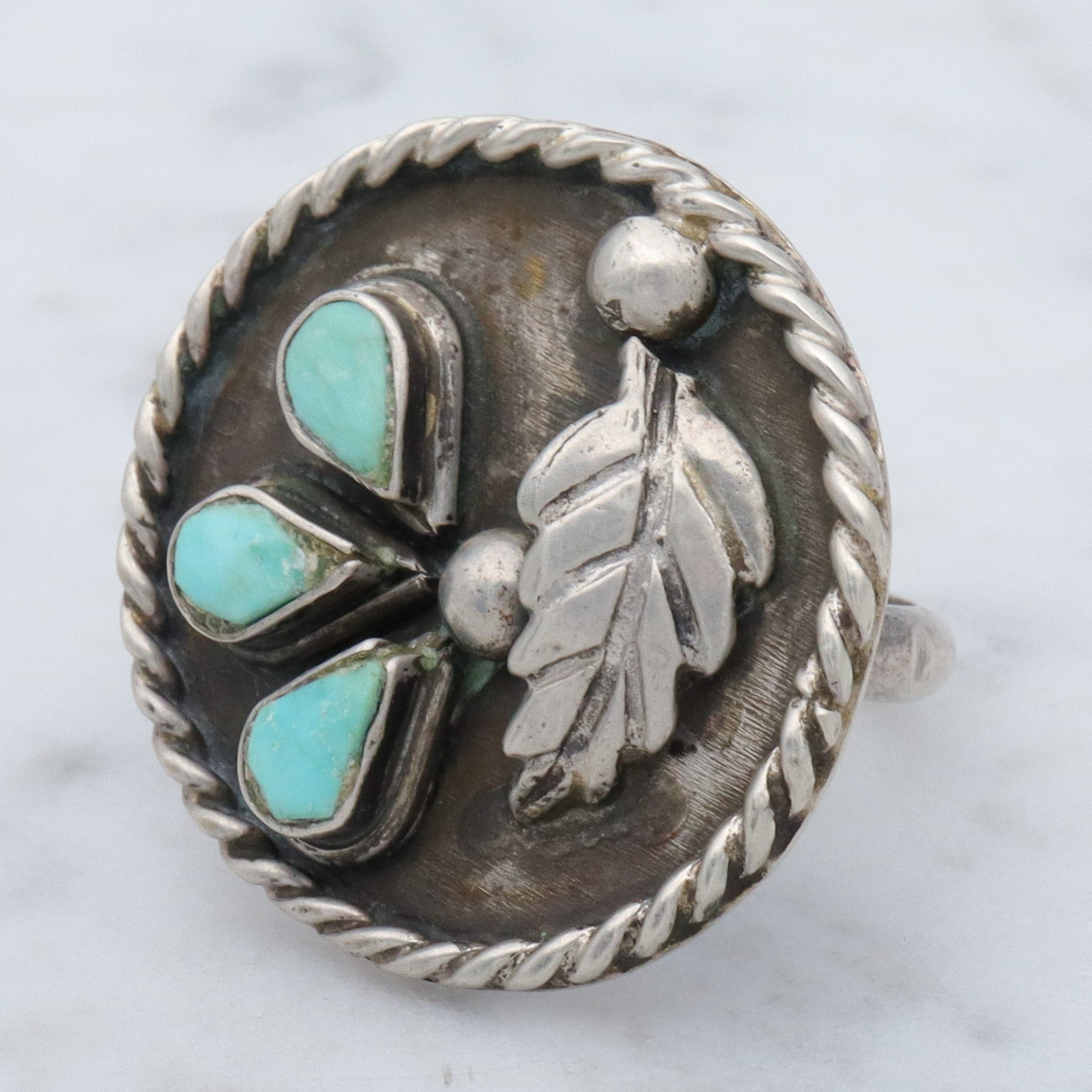 Vintage Native American sterling & turquoise ring, sz 5.75
