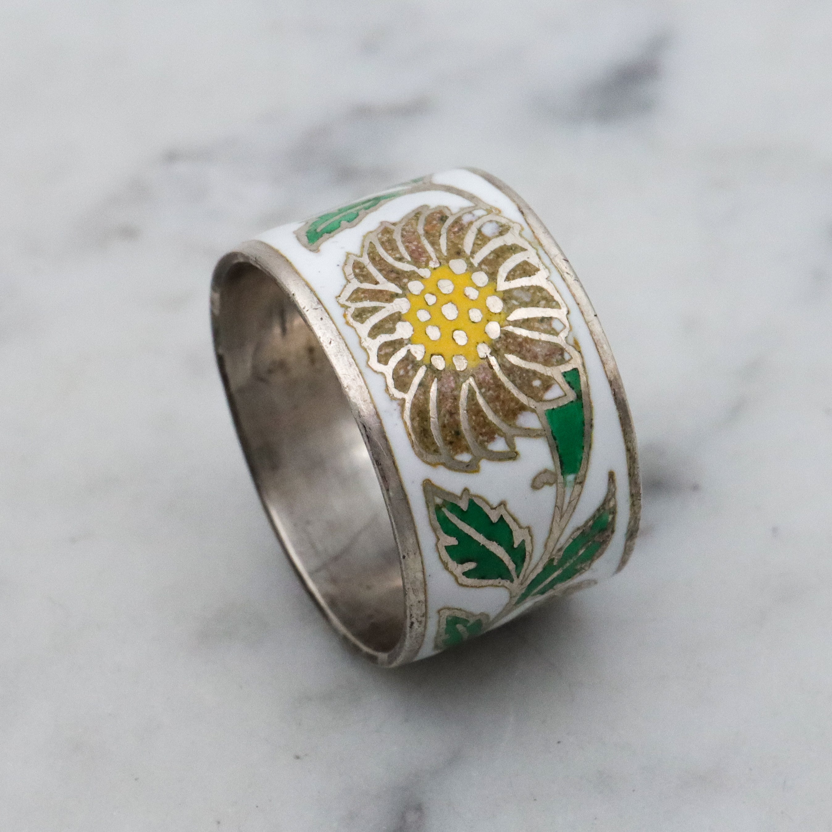 Retro sterling Thai enamel chrysanthemum band, size 5