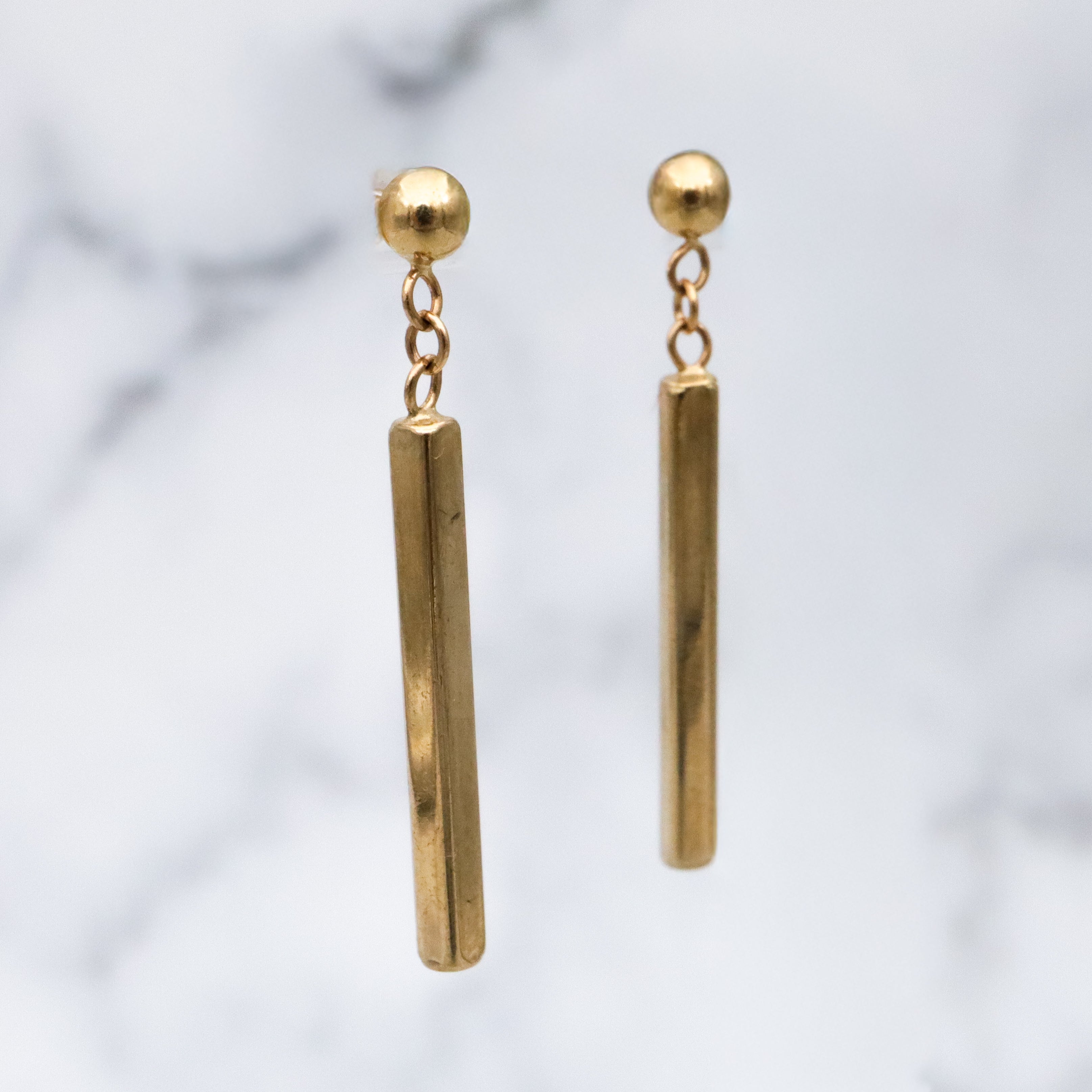 Retro modern 9k gold bar drop earrings