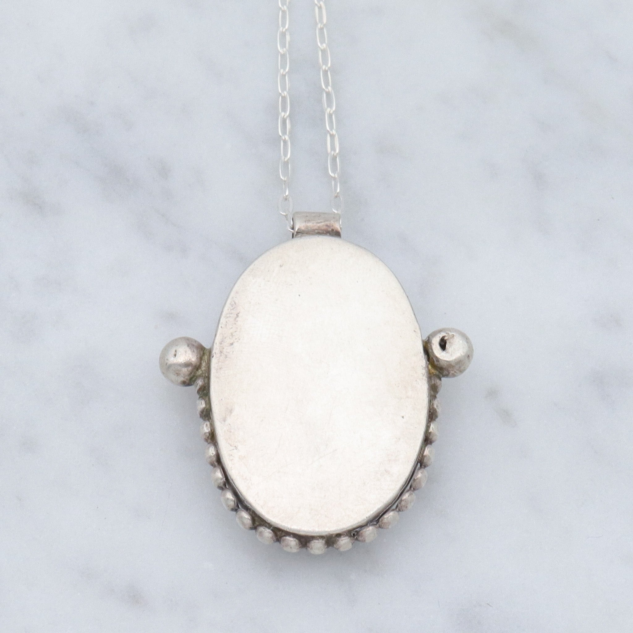 Vintage Native American sterling & banded agate pendant necklace, 18”