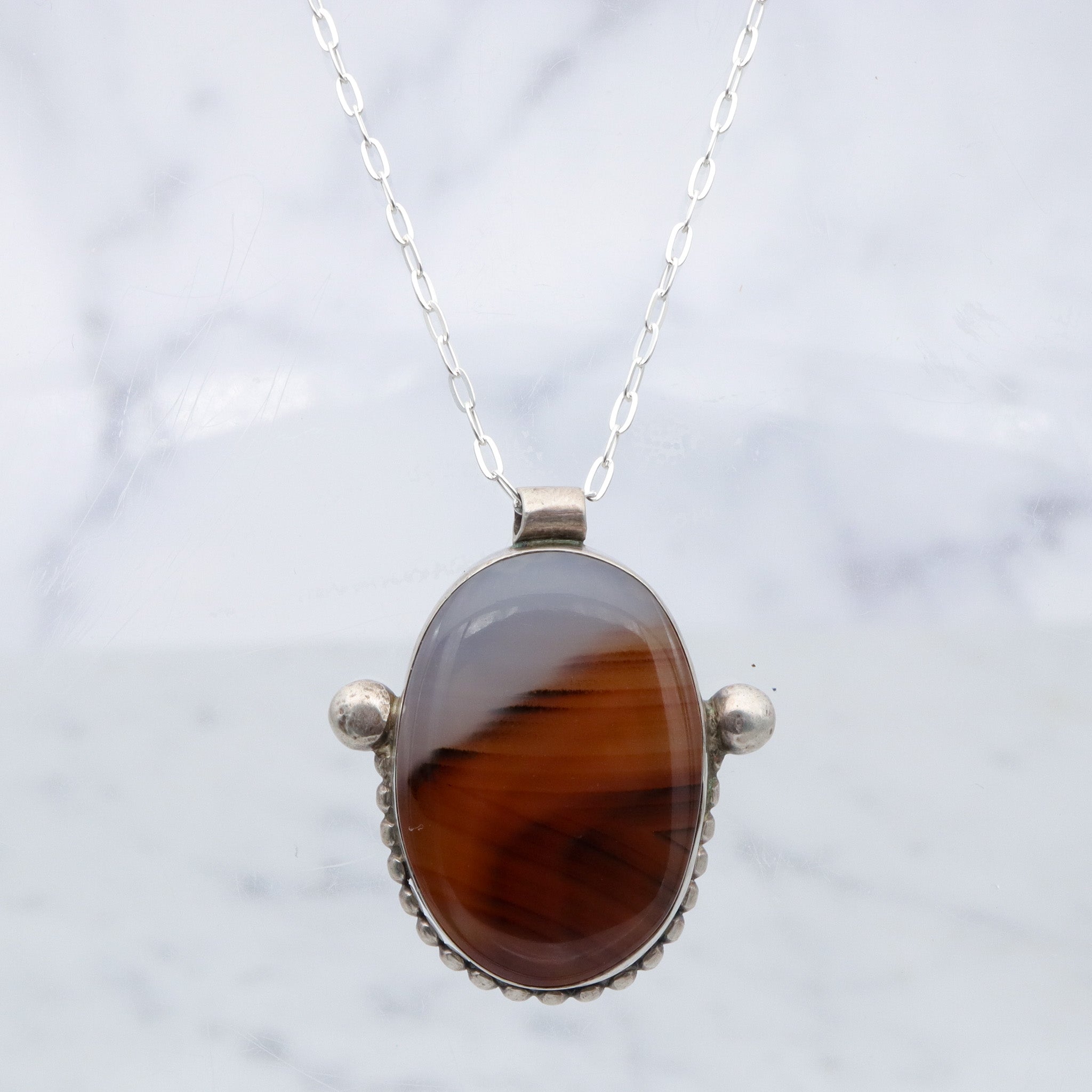 Vintage Native American sterling & banded agate pendant necklace, 18”