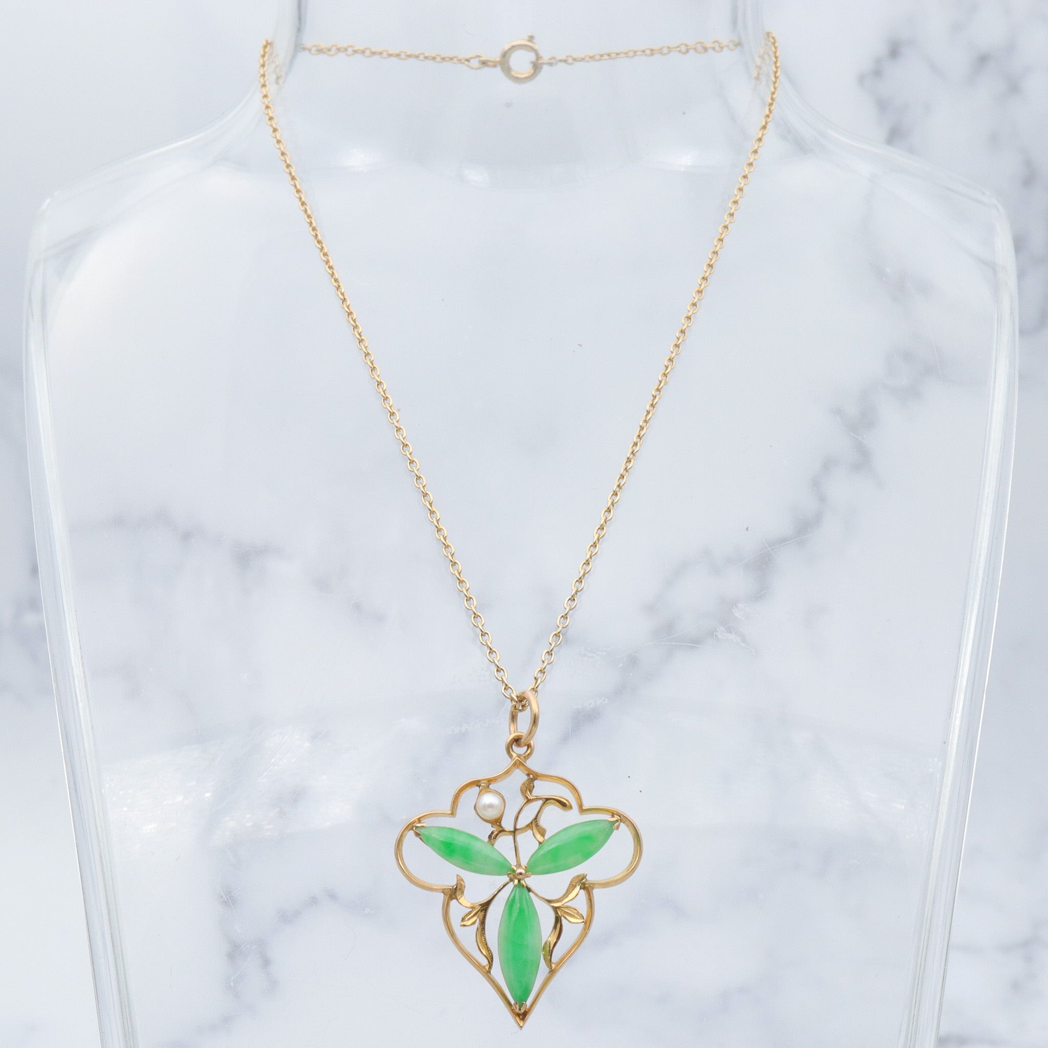 Antique Art Nouveau 14k gold jade & pearl foliate pendant