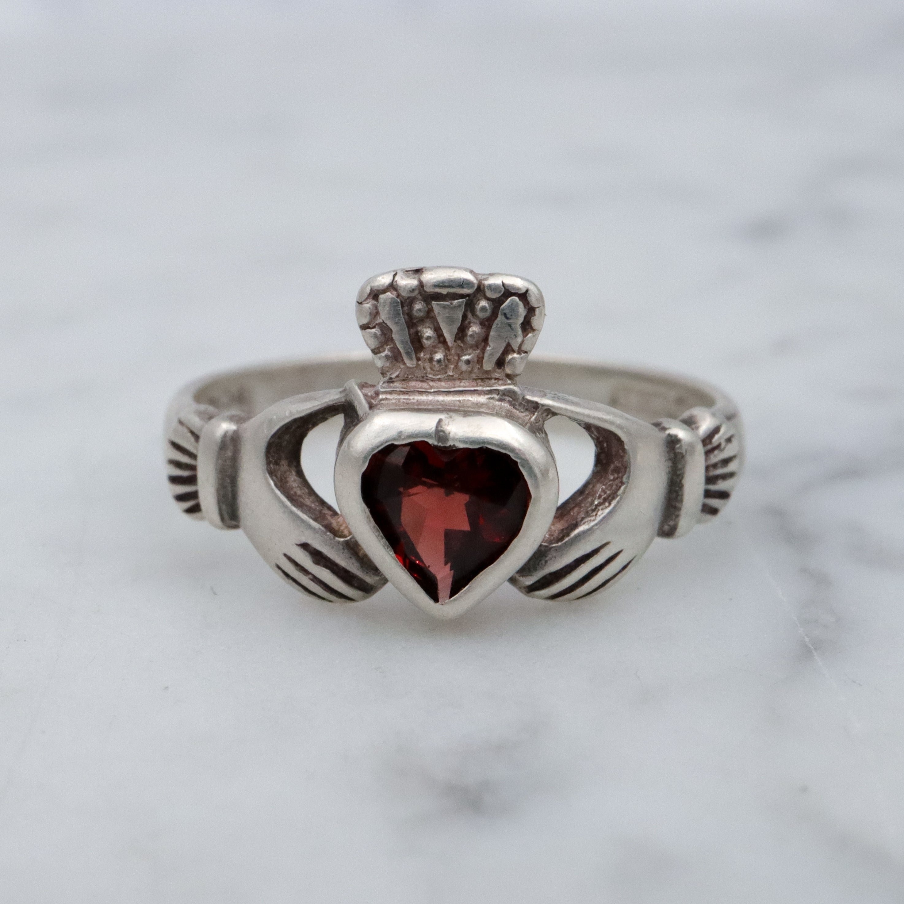 Vintage Irish sterling garnet Claddagh ring, size 7.25
