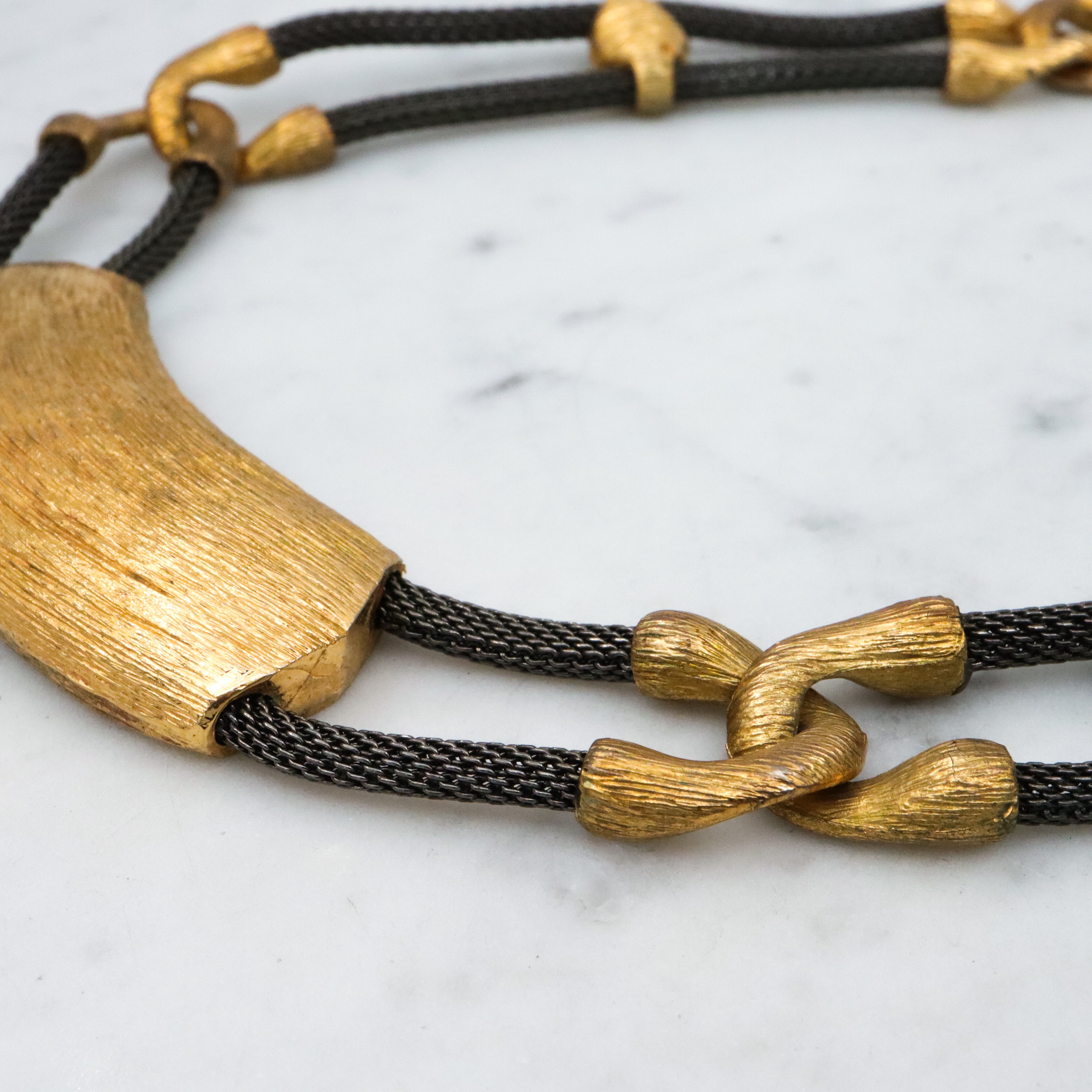 Retro Ron Rizzo designer oxidized mesh & gold plated link necklace