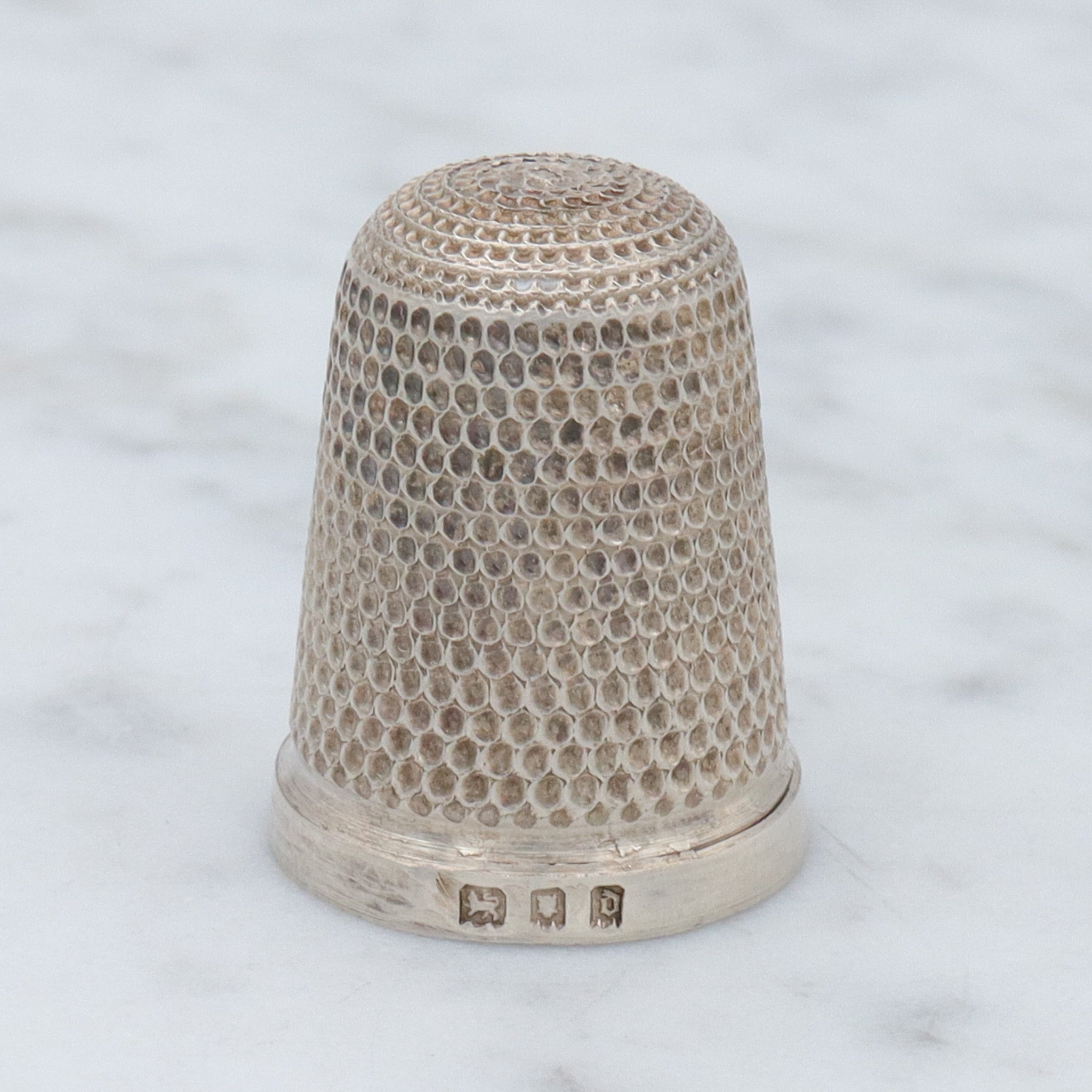 1919 London simple sterling silver thimble, sz 3.75