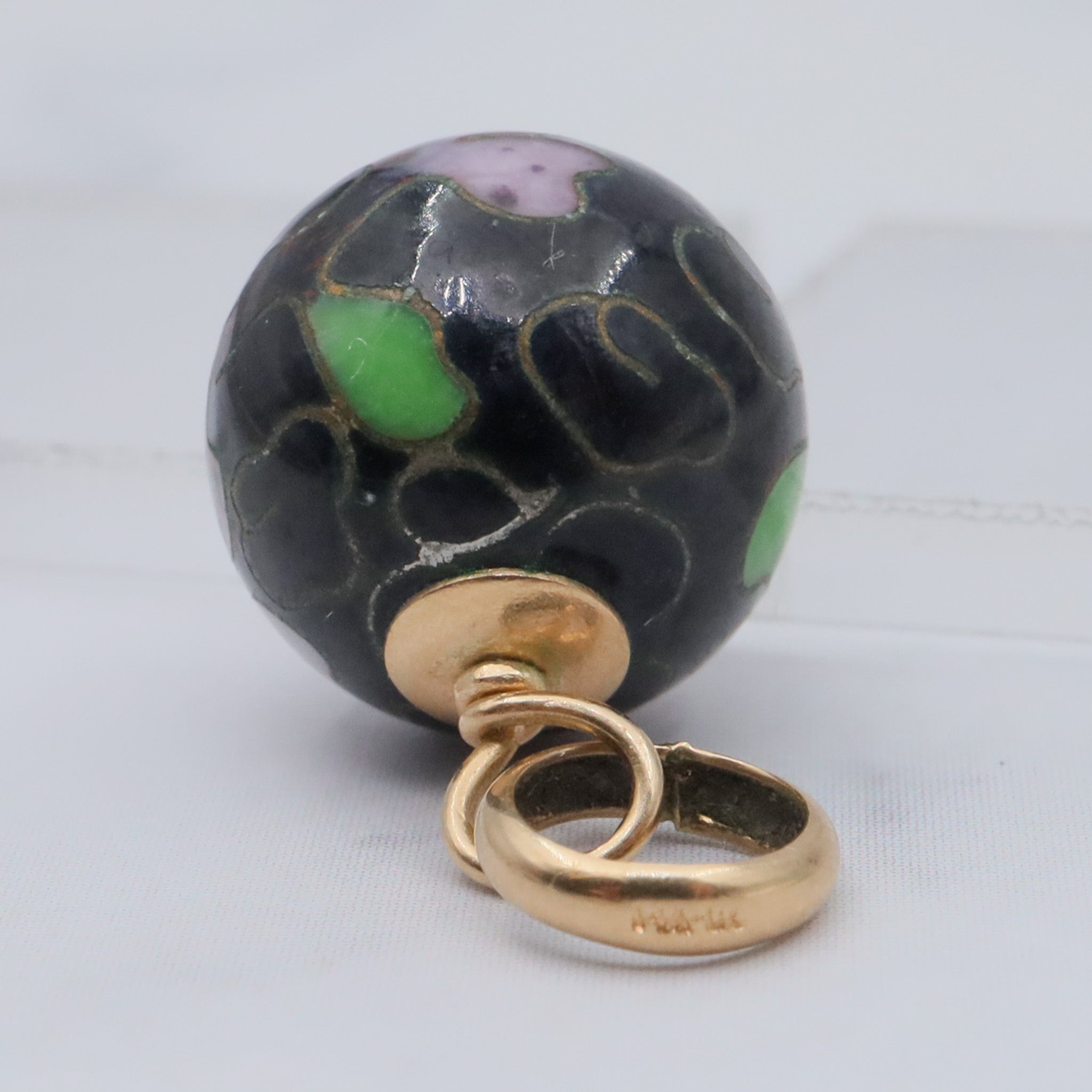 Vintage 14k gold & black cloissone enamel bead pendant