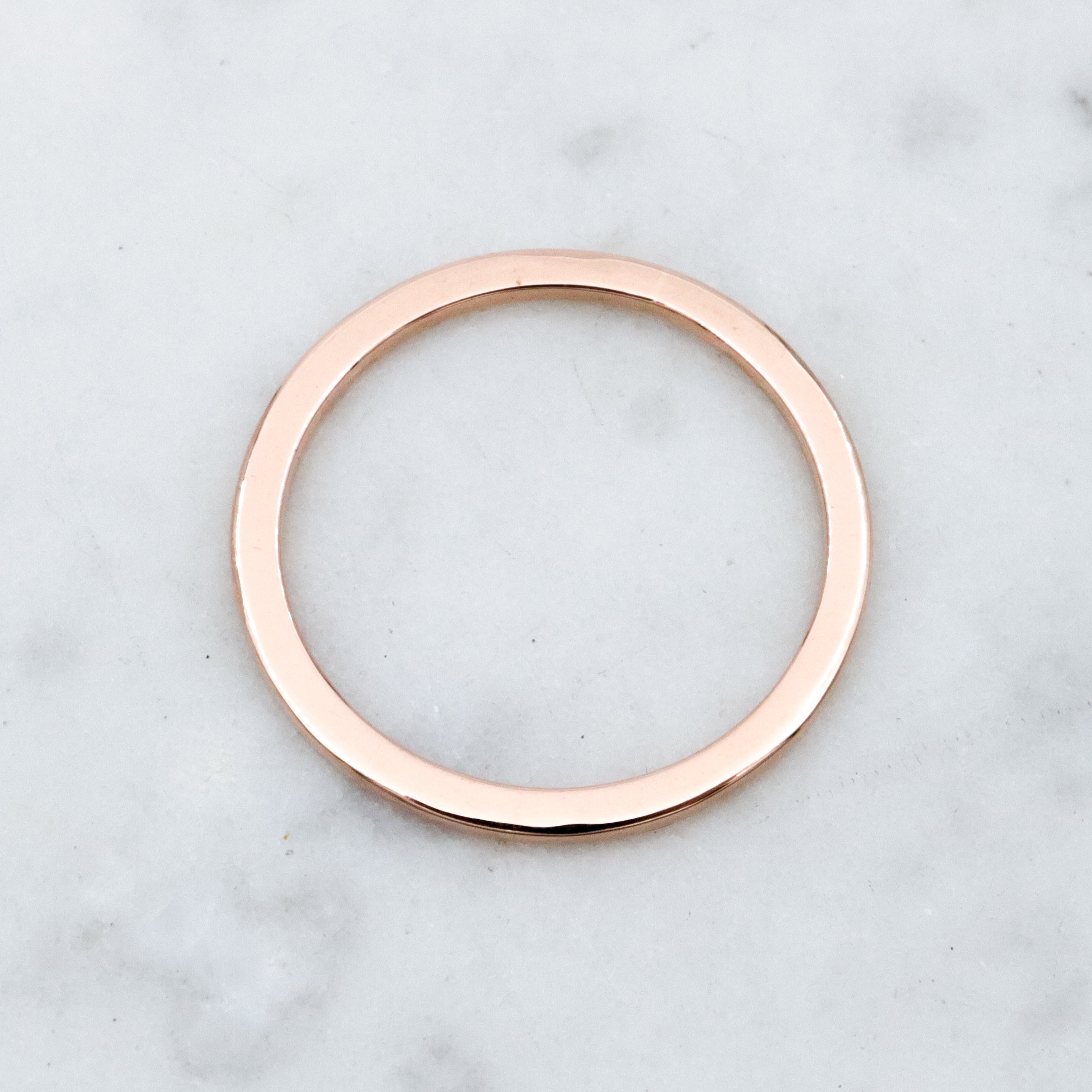 Vintage 14k gold thin knife edge band, size 7