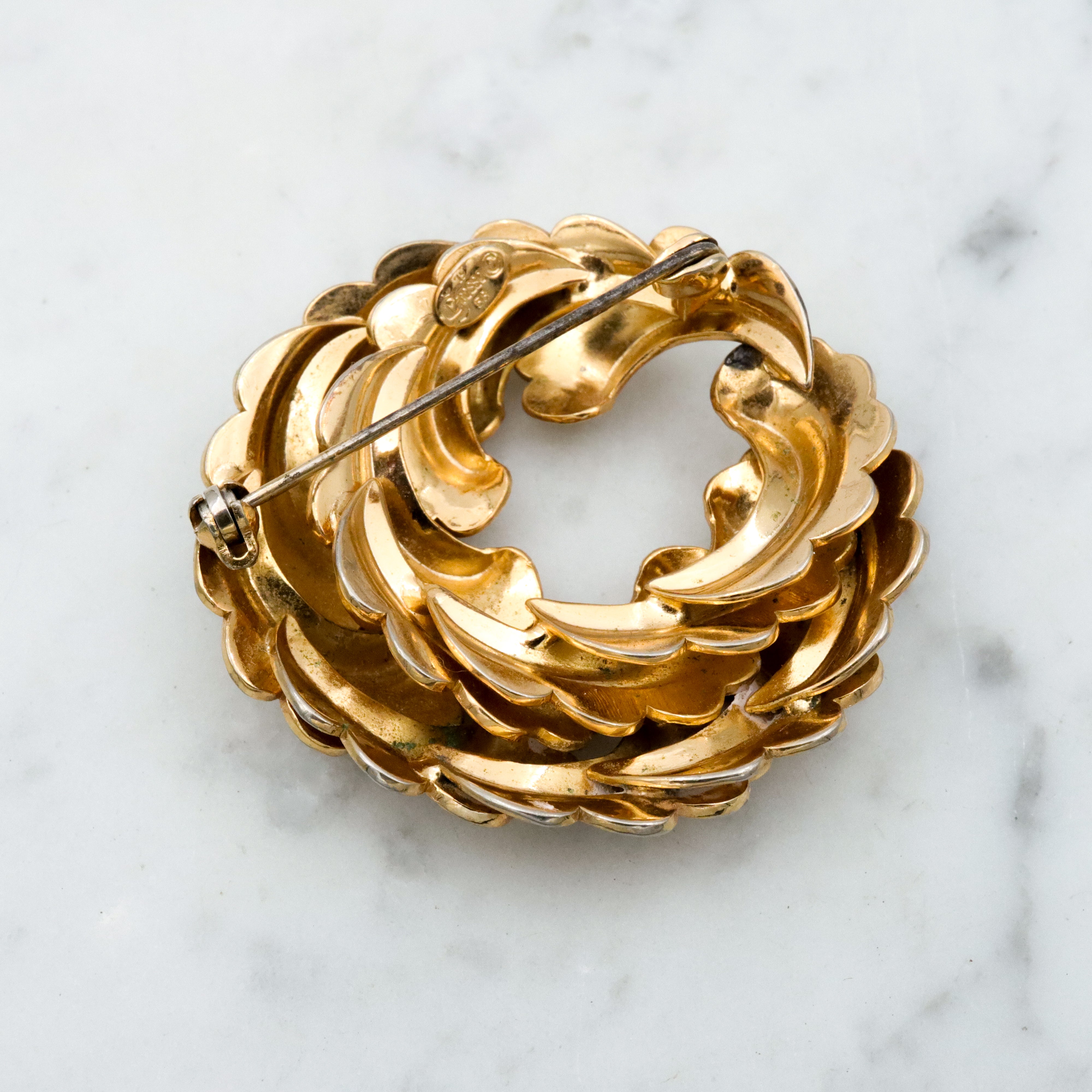 1958 Henkel & Grosse gold plated feather wreath brooch
