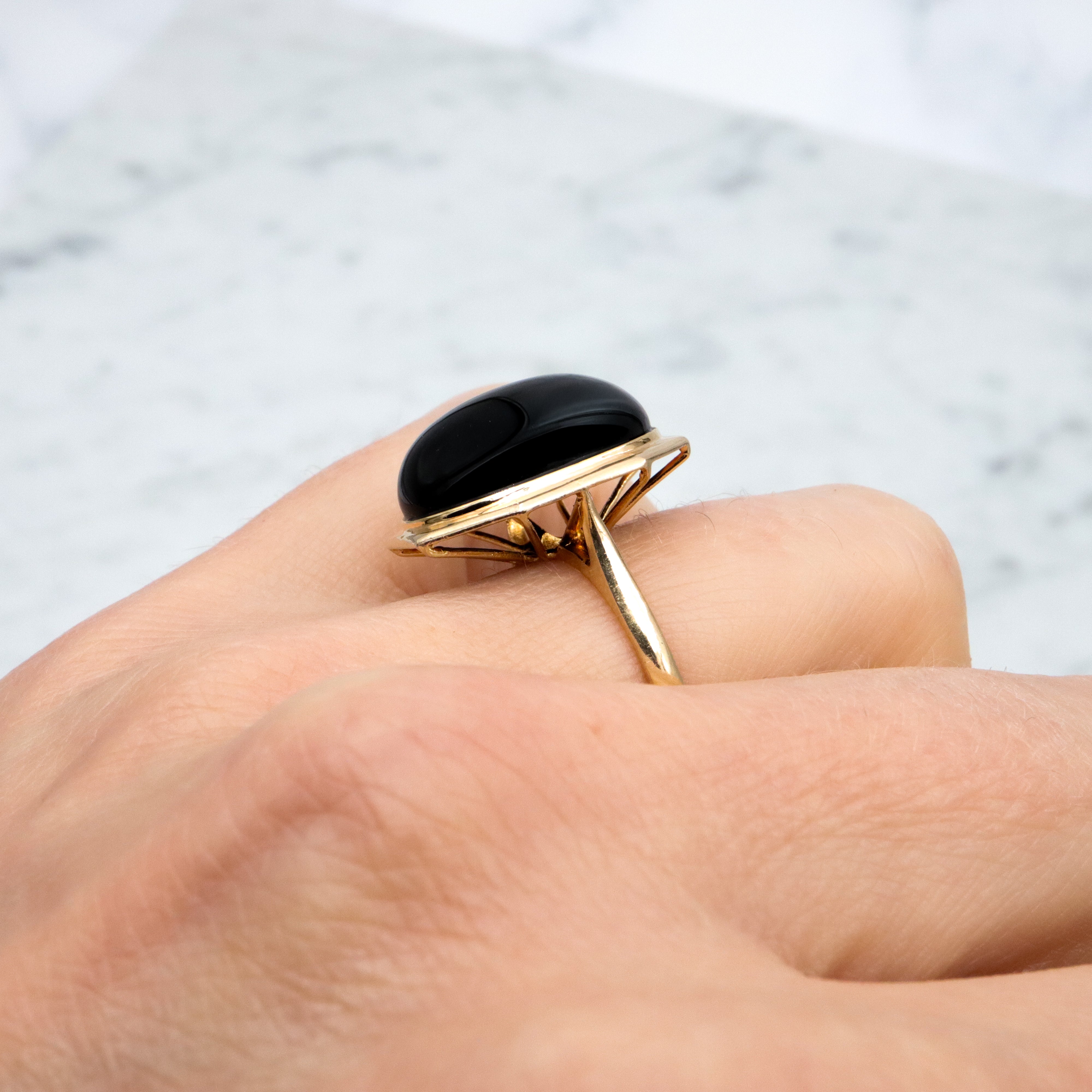 Mid Century 14k gold hexagonal framed onyx cabochon ring, size 7