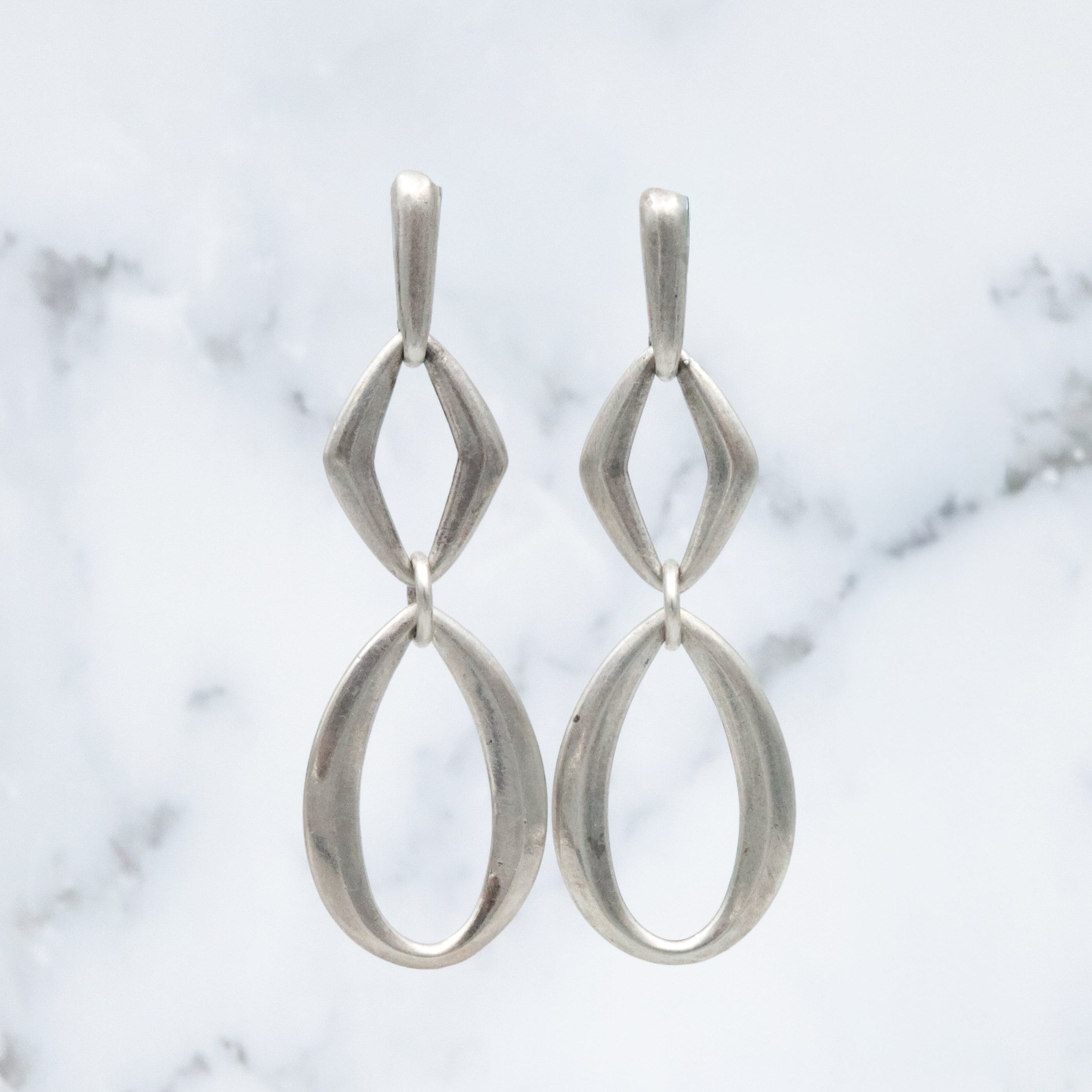 Retired James Avery geometric sterling drop earrings