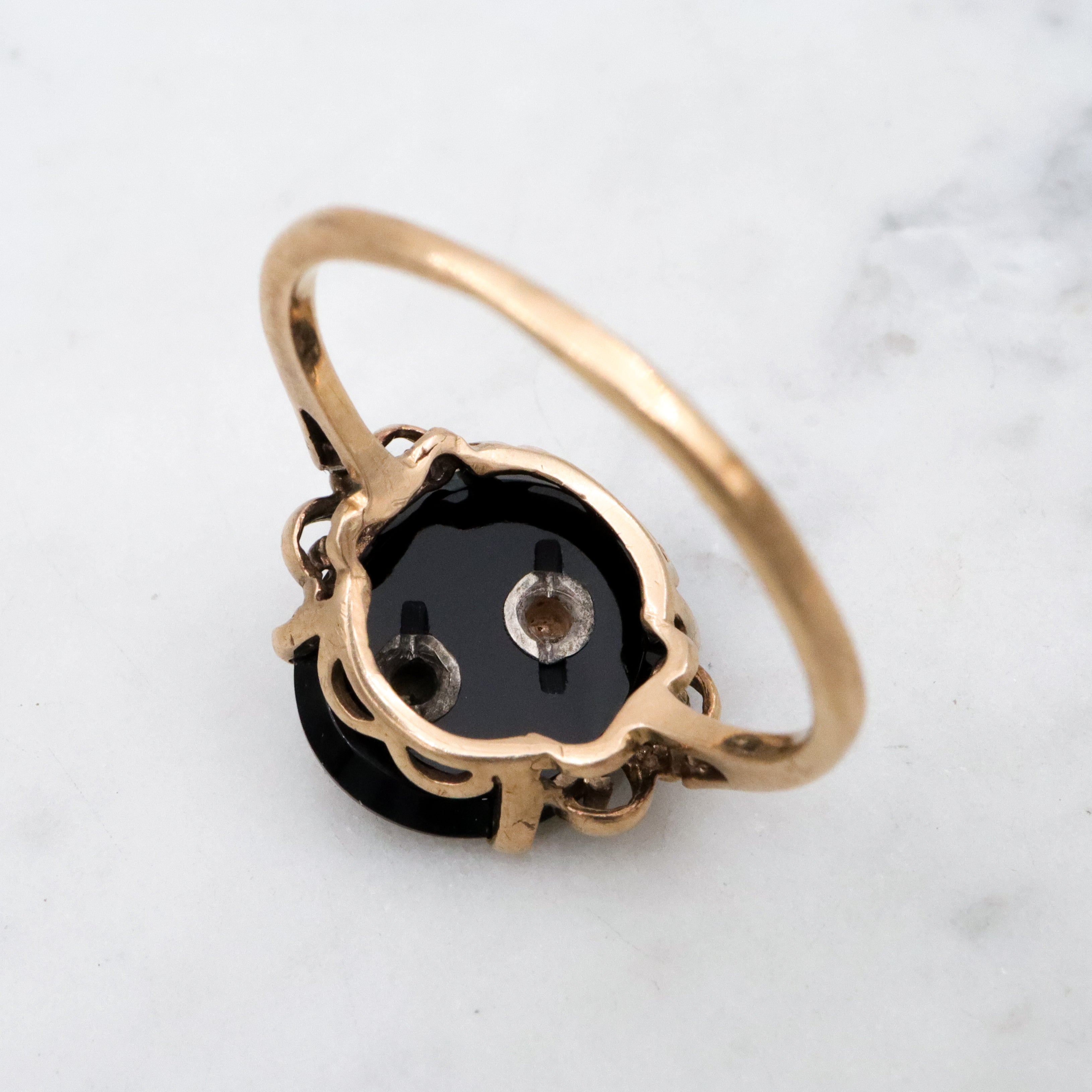 MCM 14k gold diamond Eastern Star onyx ring, size 9.5