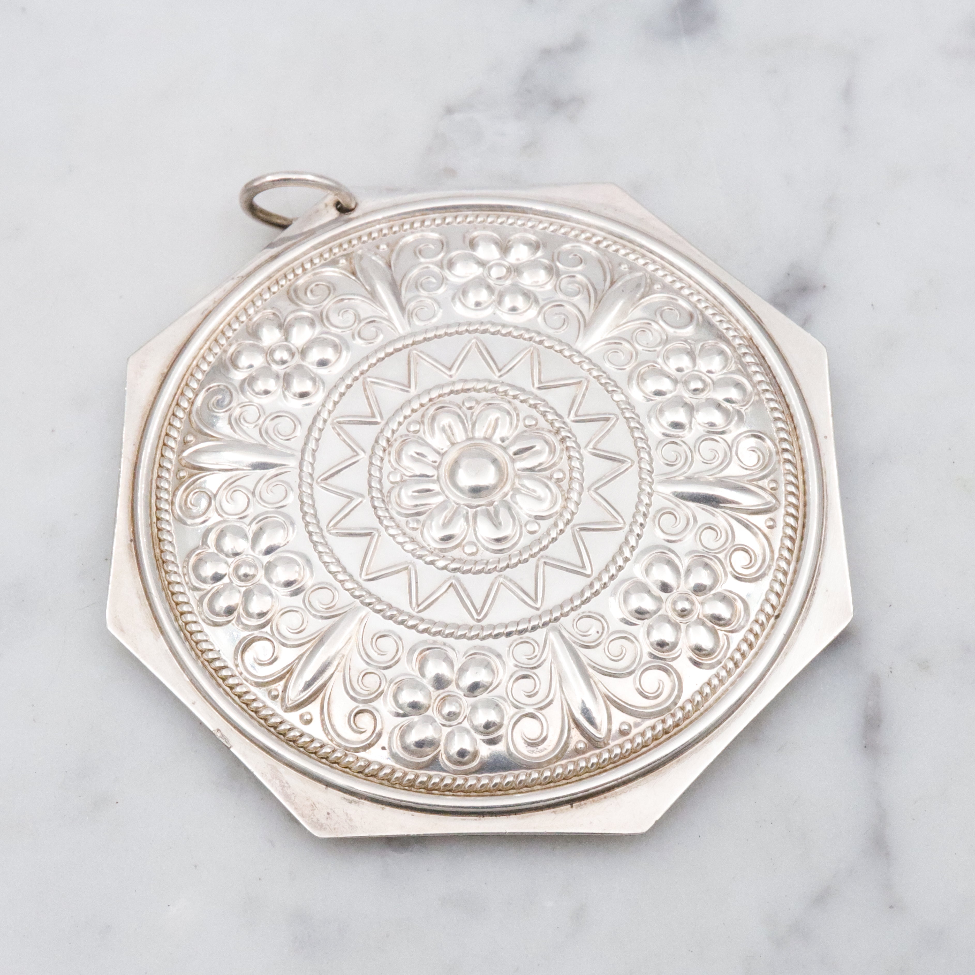 Vintage 1977 Towle Sterling Seven Swans Swimming ornament