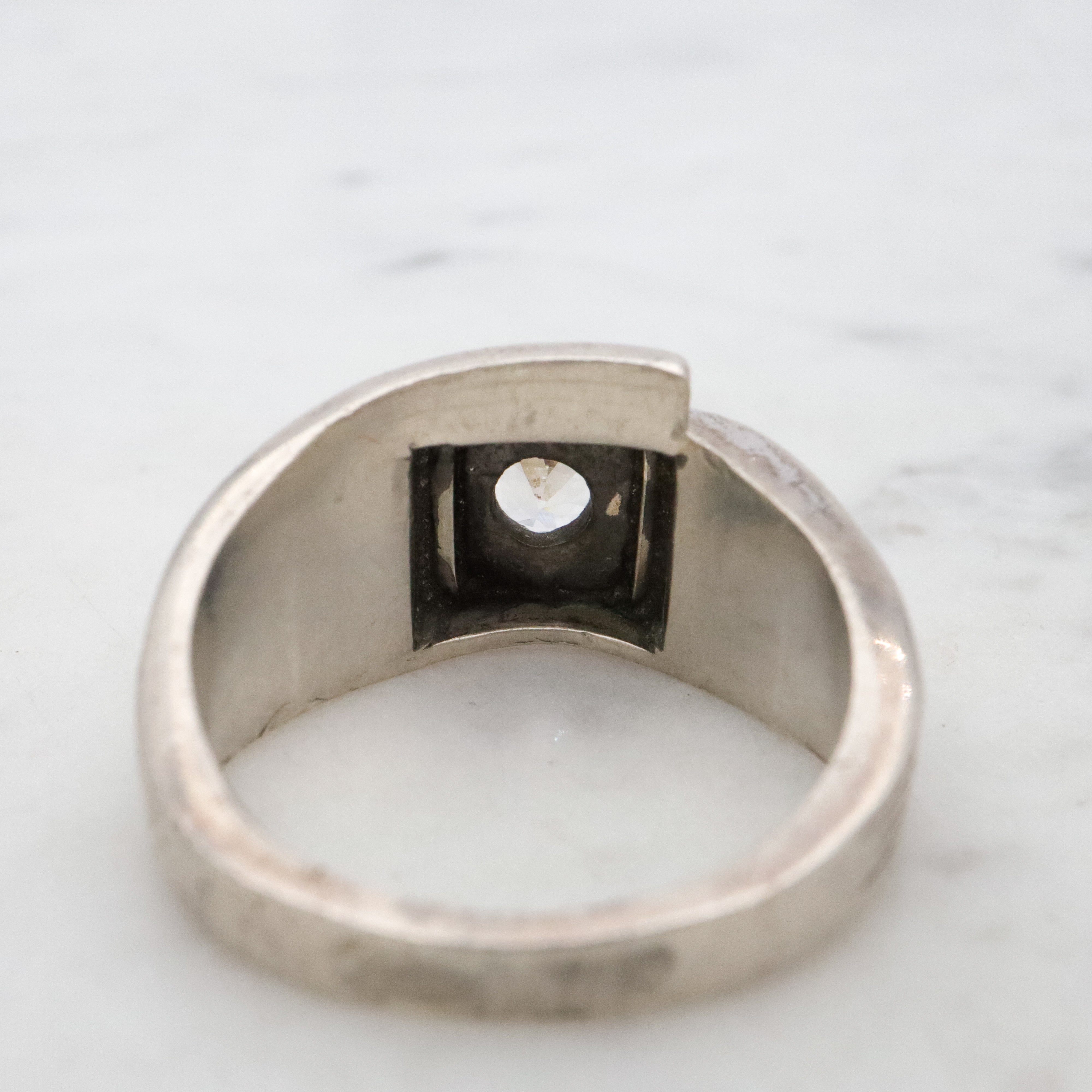 Uncas Art Deco rhodium plated sterling quartz asymmetrical ring, size 8.5