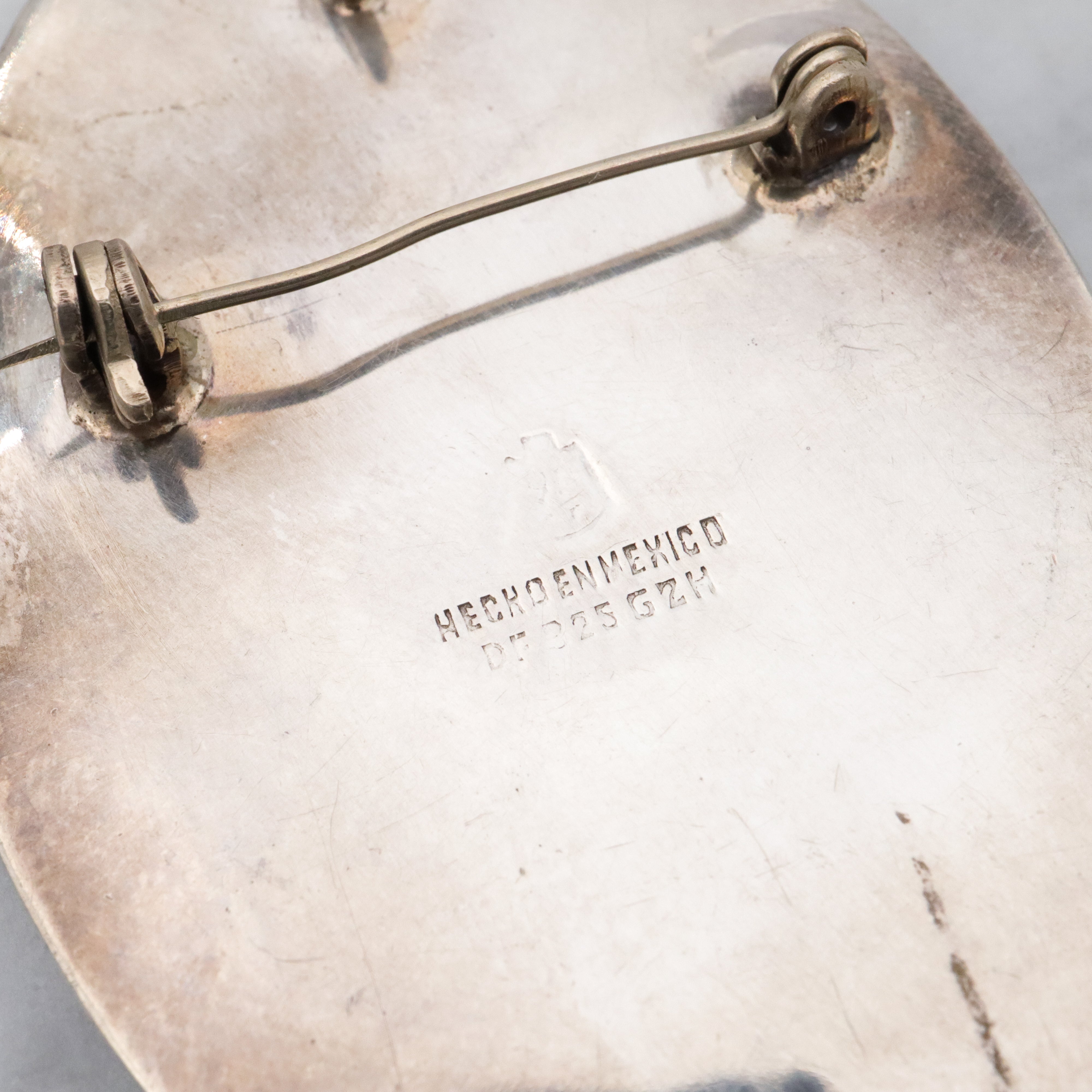 Vintage Mexican sterling & brass inlaid Aztec warrior brooch/pendant