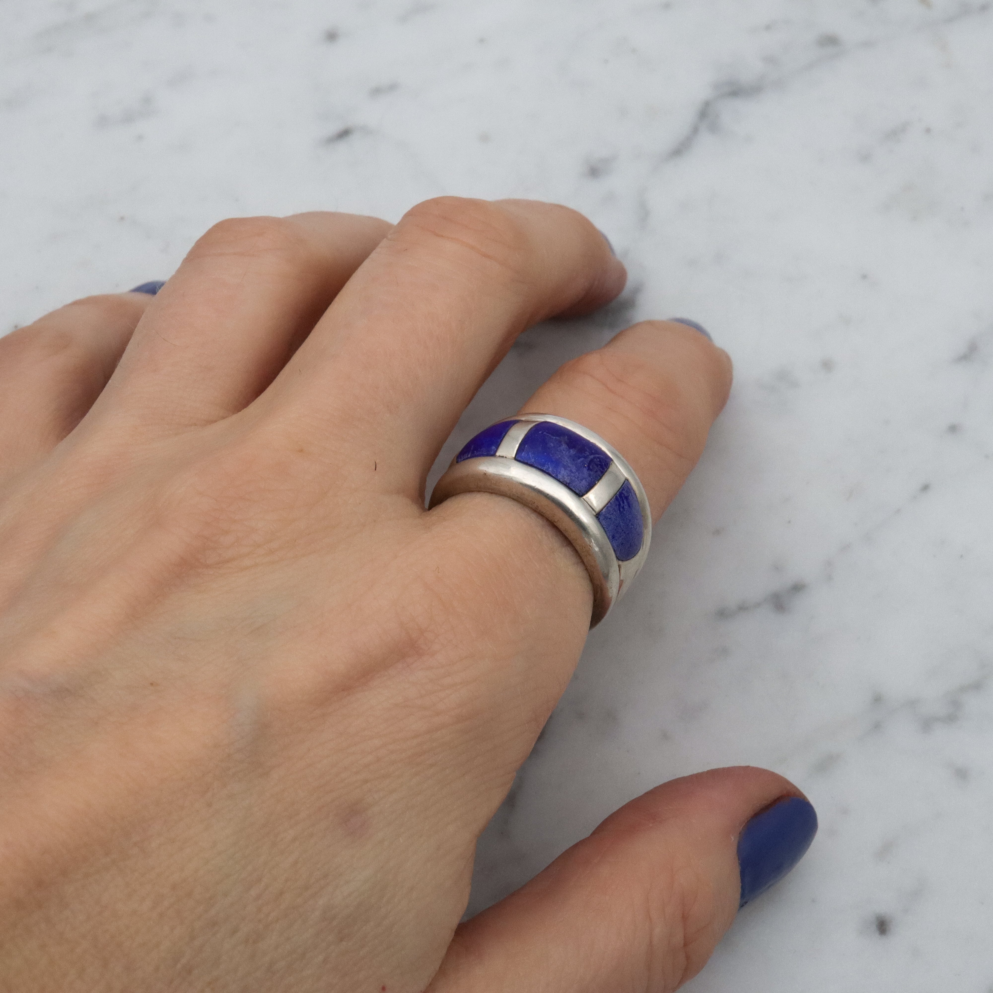 Vintage chunky lapis inlay sterling Thai ring, size 10