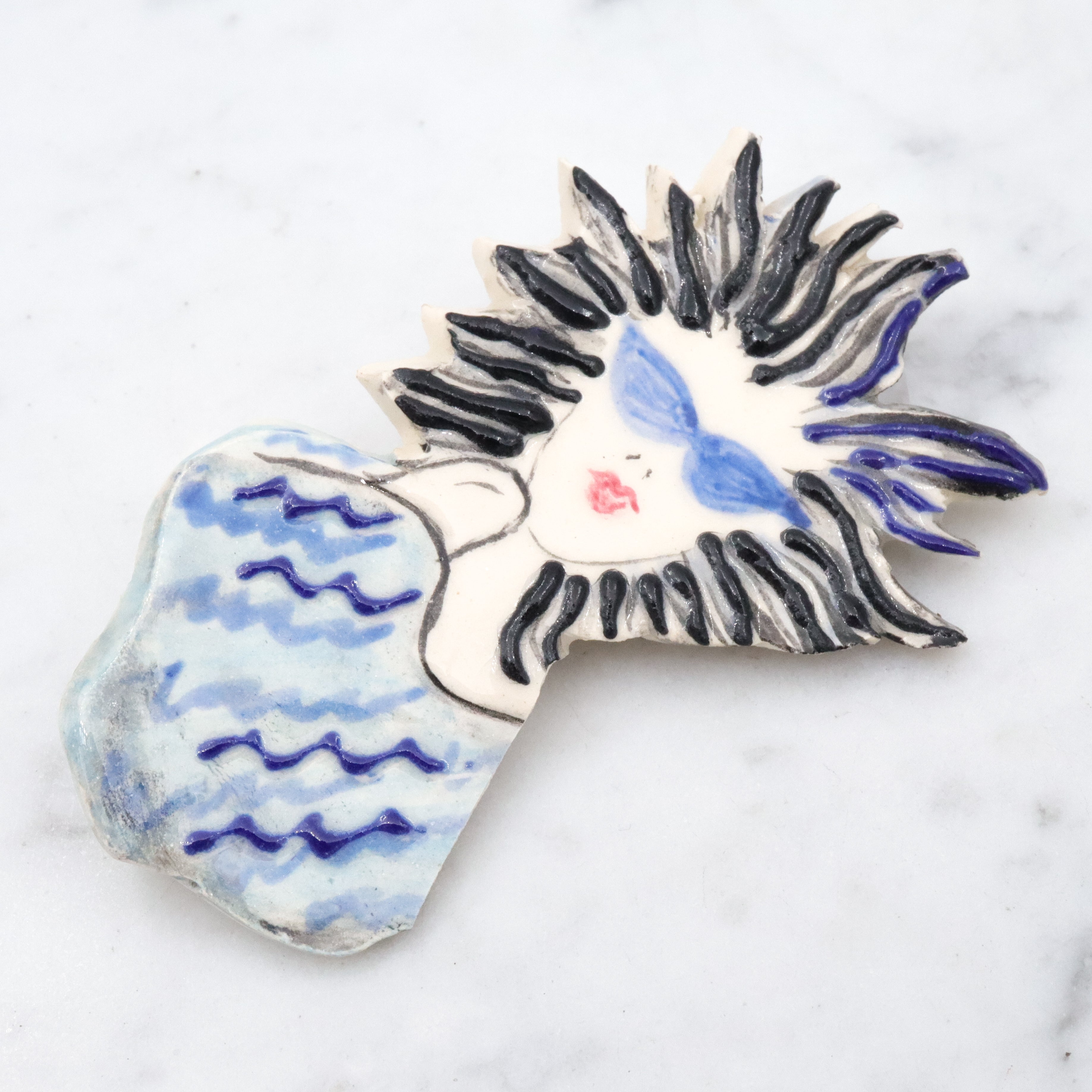 Retro handmade painted ceramic blue & white lady brooch