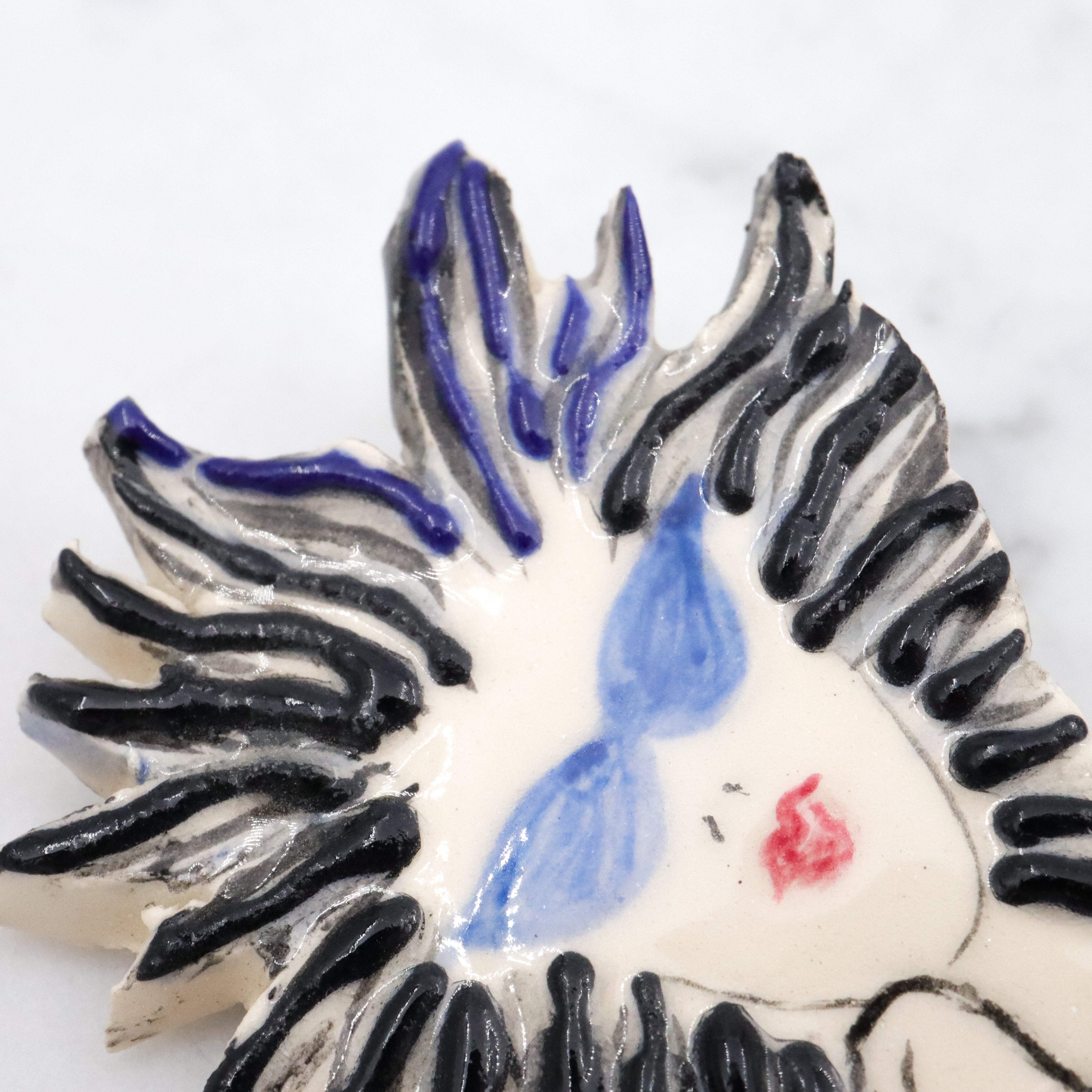 Retro handmade painted ceramic blue & white lady brooch