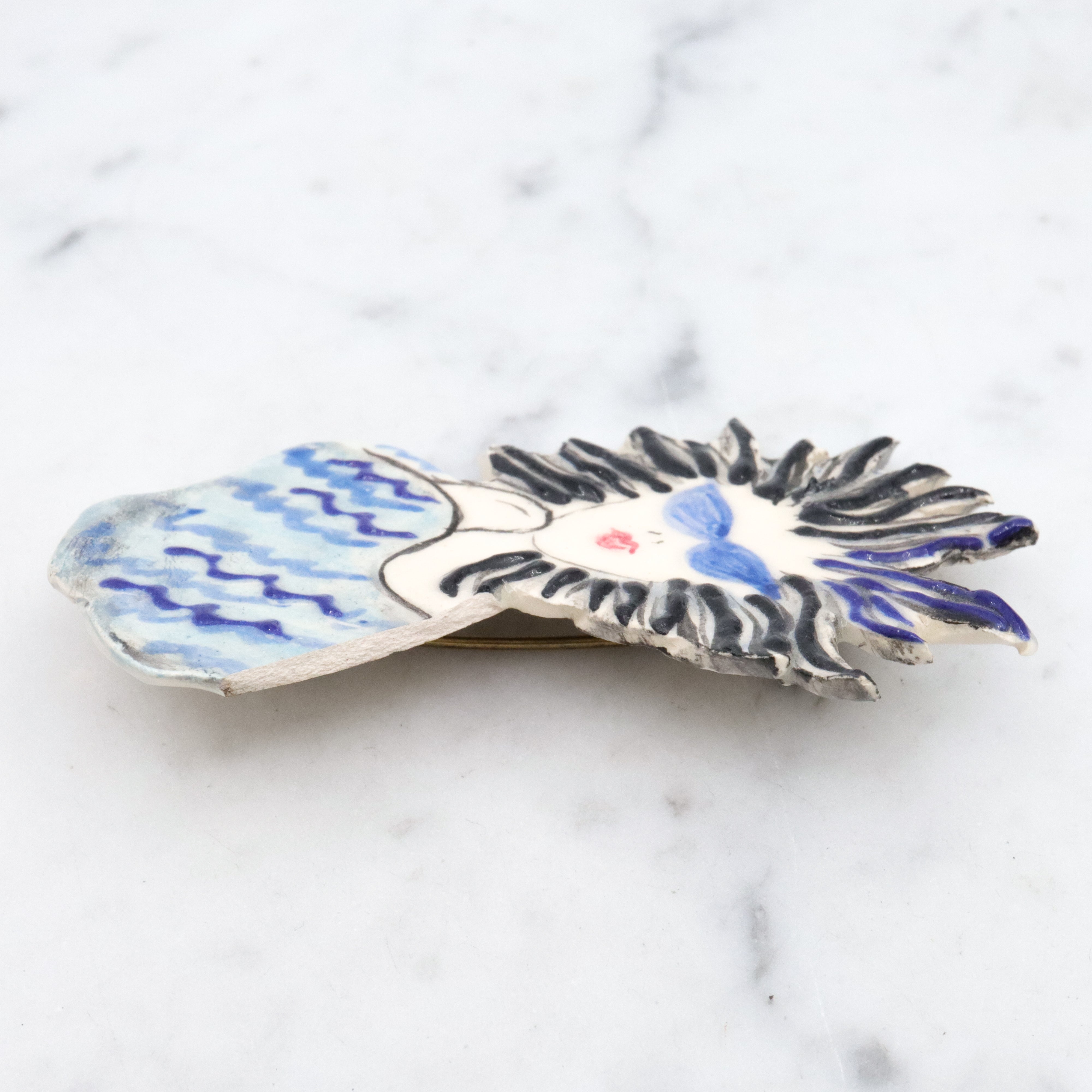 Retro handmade painted ceramic blue & white lady brooch