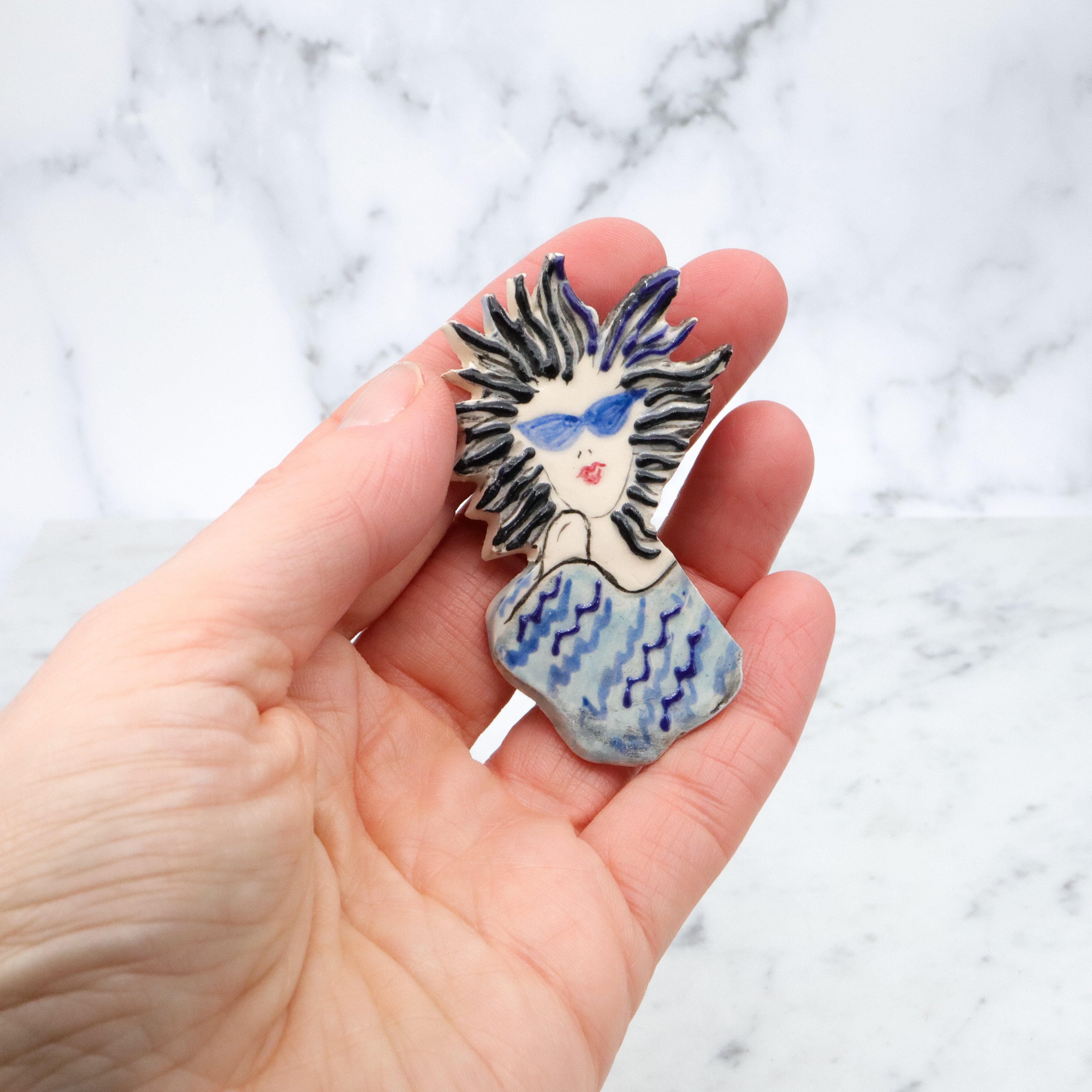 Retro handmade painted ceramic blue & white lady brooch