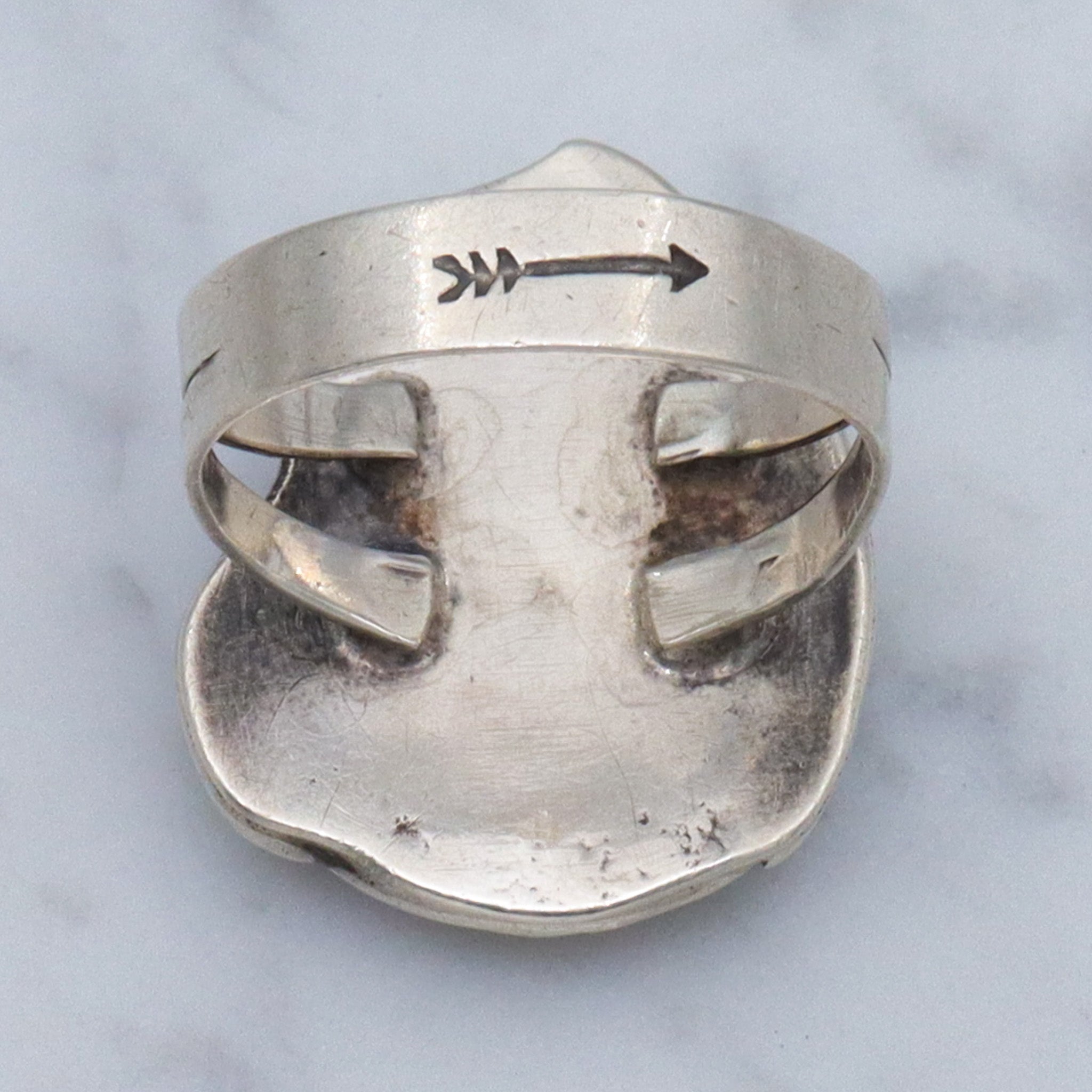 **ON RESERVE**  Antique Navajo sterling & green turquoise ring, sz 8