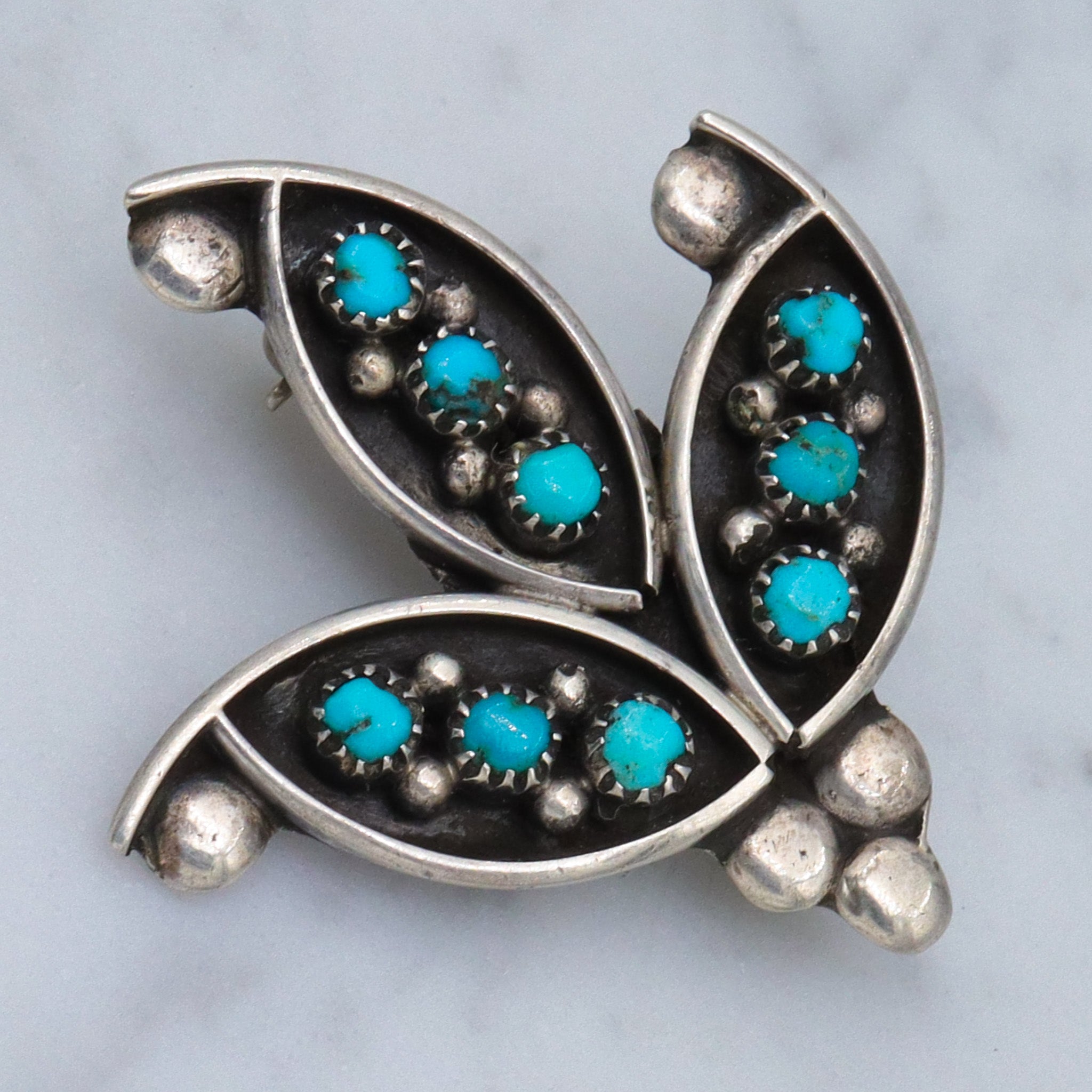 Vintage Zuni sterling & turquoise petit point cactus flower brooch