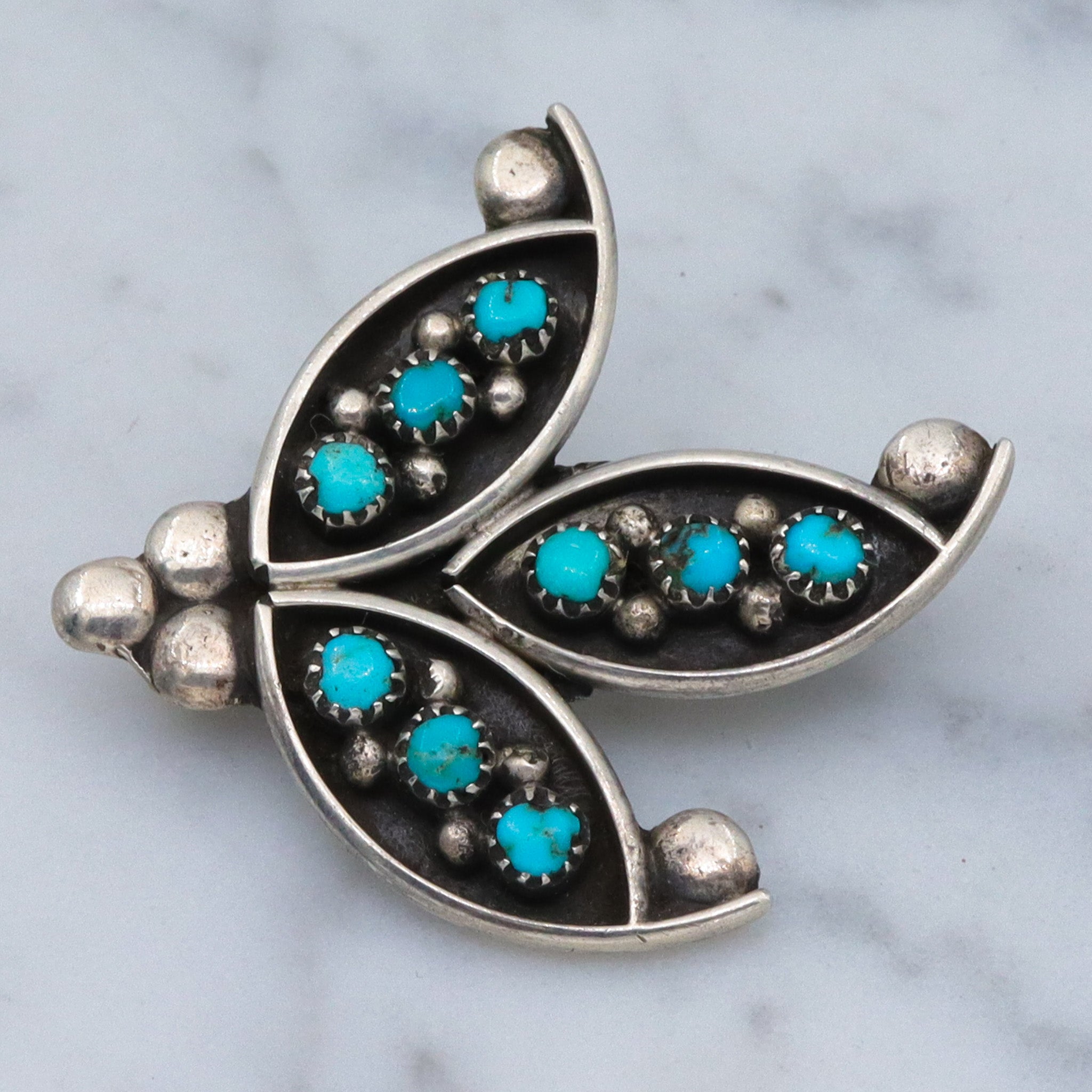 Vintage Zuni sterling & turquoise petit point cactus flower brooch