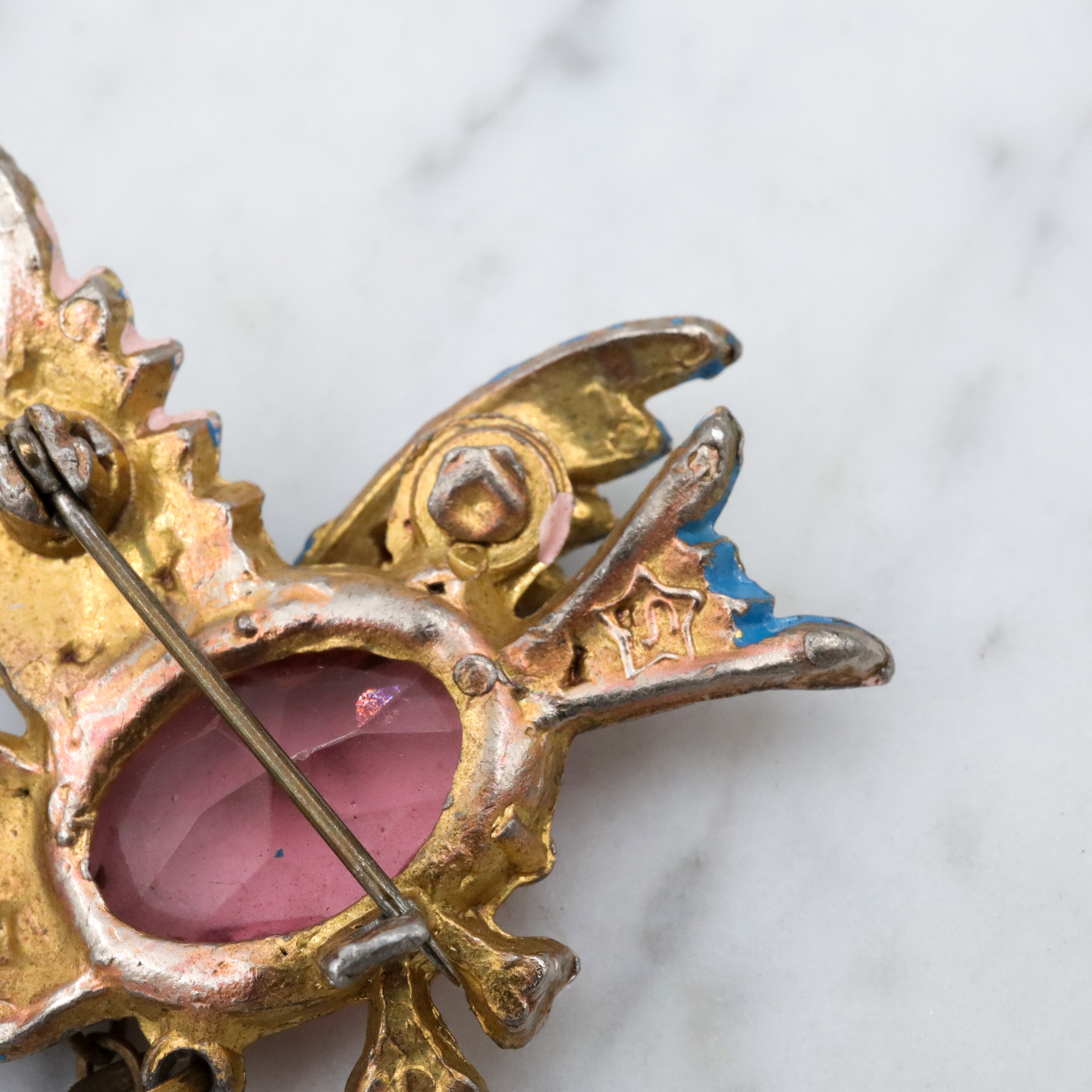 Antique Art Deco Fred Gray jelly belly love birds brooch pair