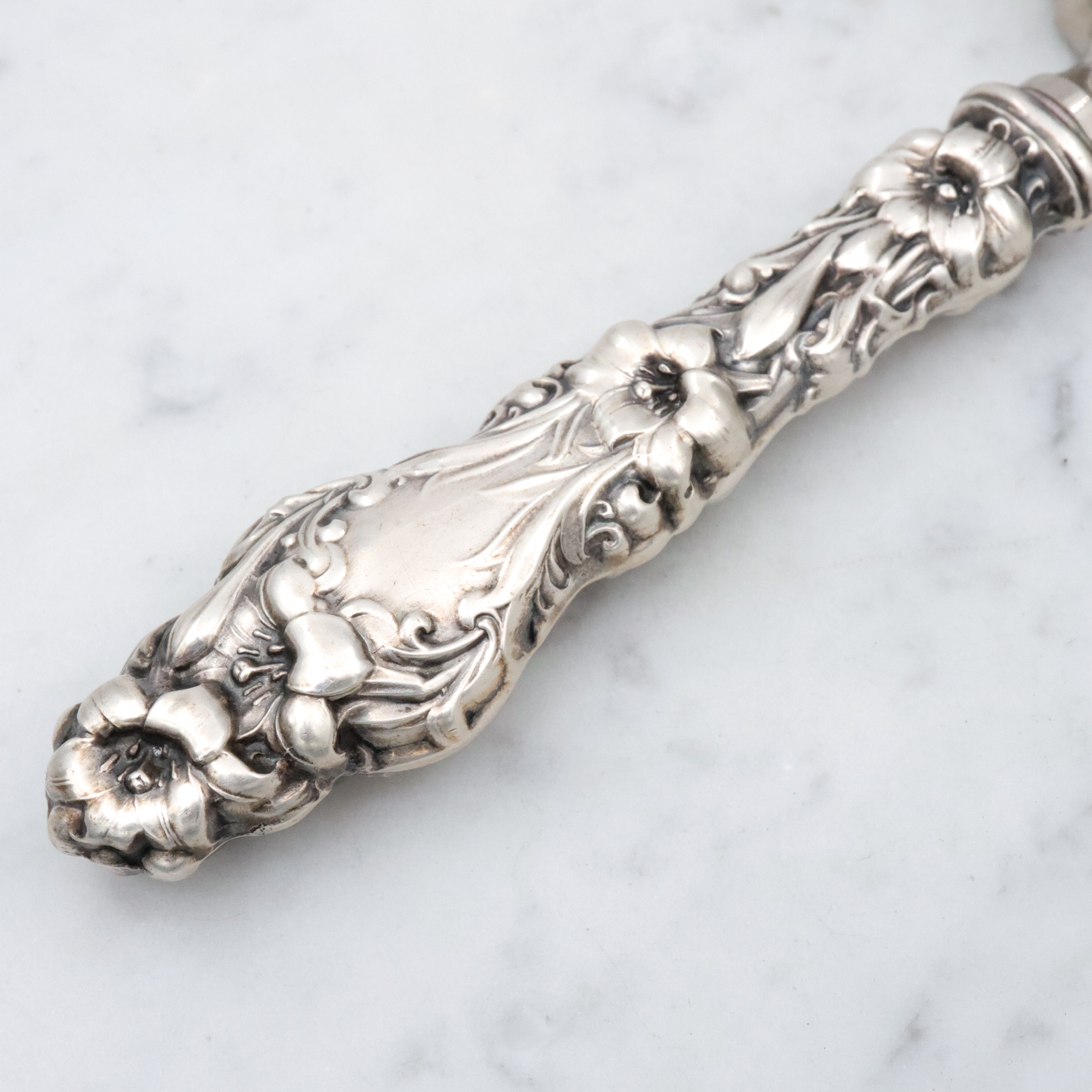 Antique Whiting Lily sterling handled magnifying glass