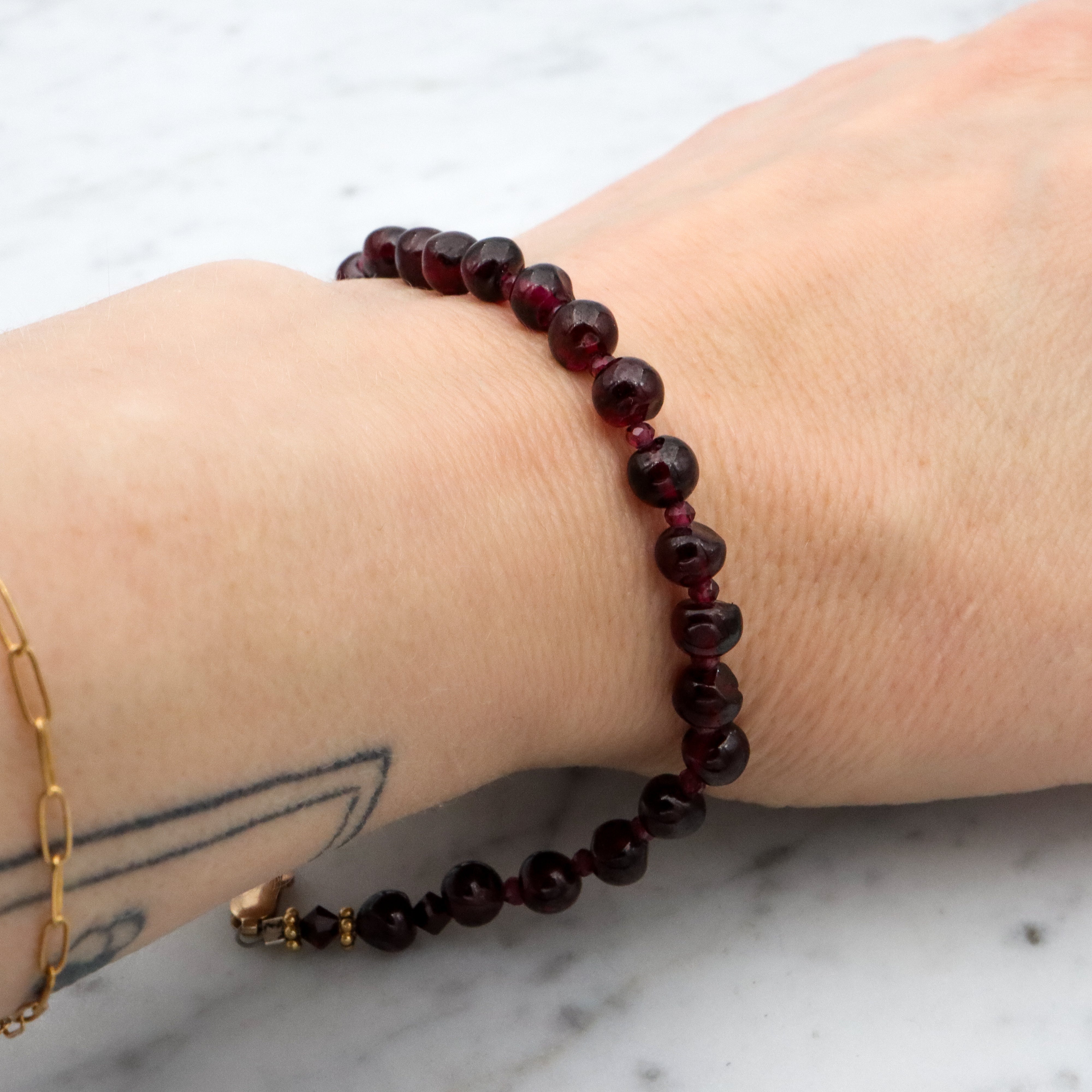 Vintage rhodolite garnet beaded gold filled bracelet, adjustable