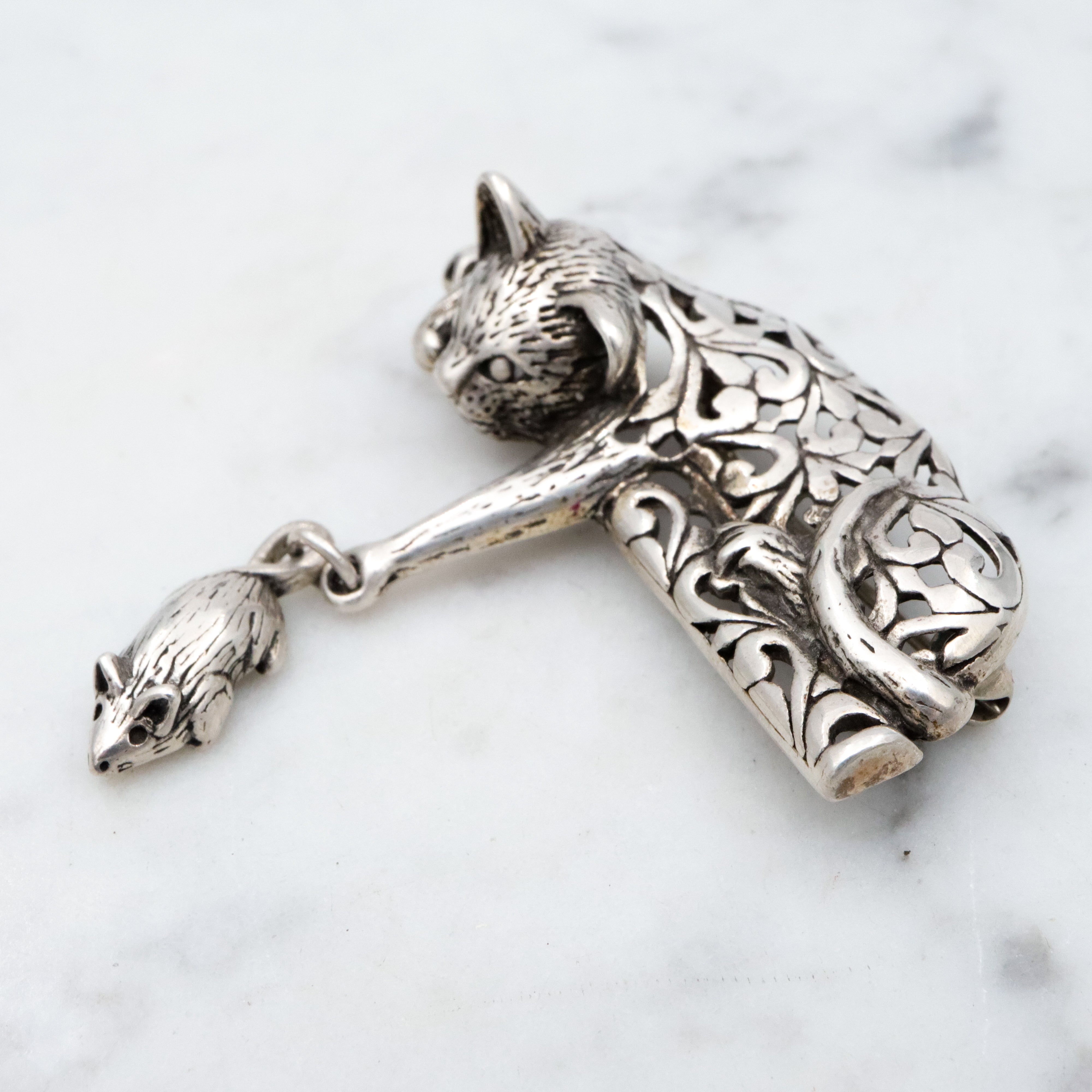 Vintage Jezlaine sterling filigree cat & mouse brooch