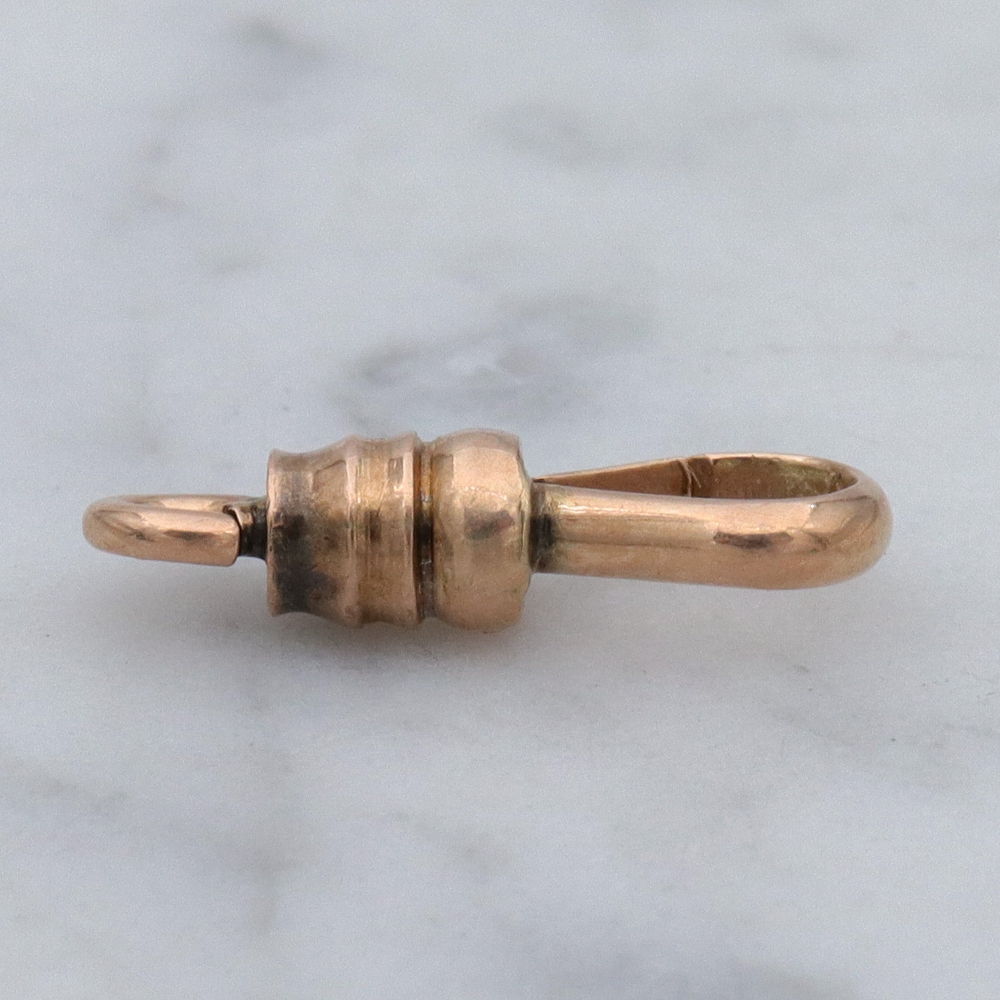 Antique Victorian 14k gold small dog clip clasp