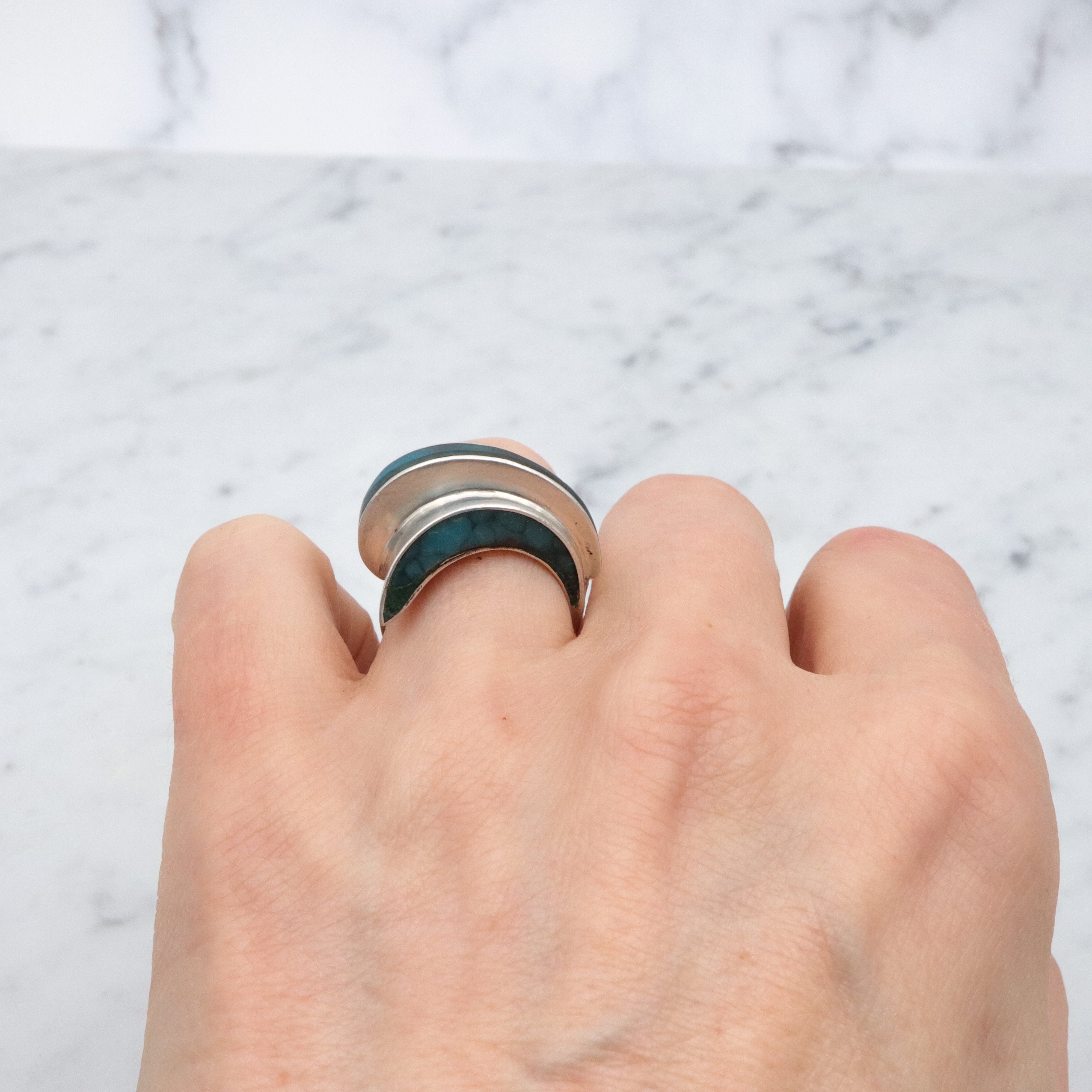 Vintage Mexican Modern turquoise inlay sterling wrap ring, size 7.5 adjustable