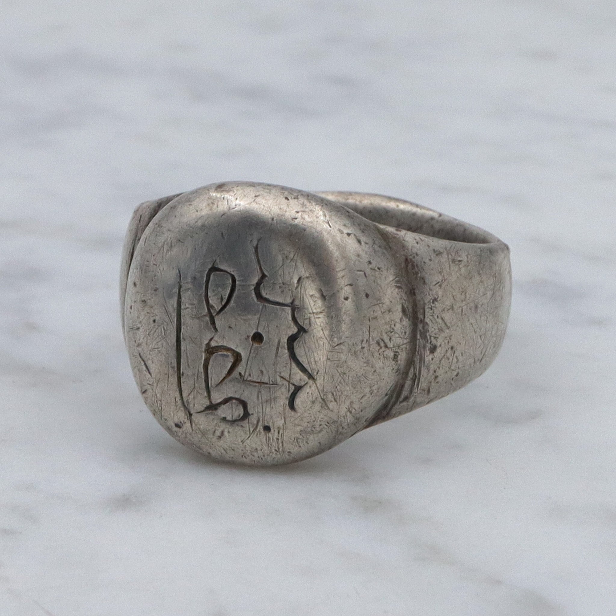Ancient Middle Eastern silver signet ring, sz 9