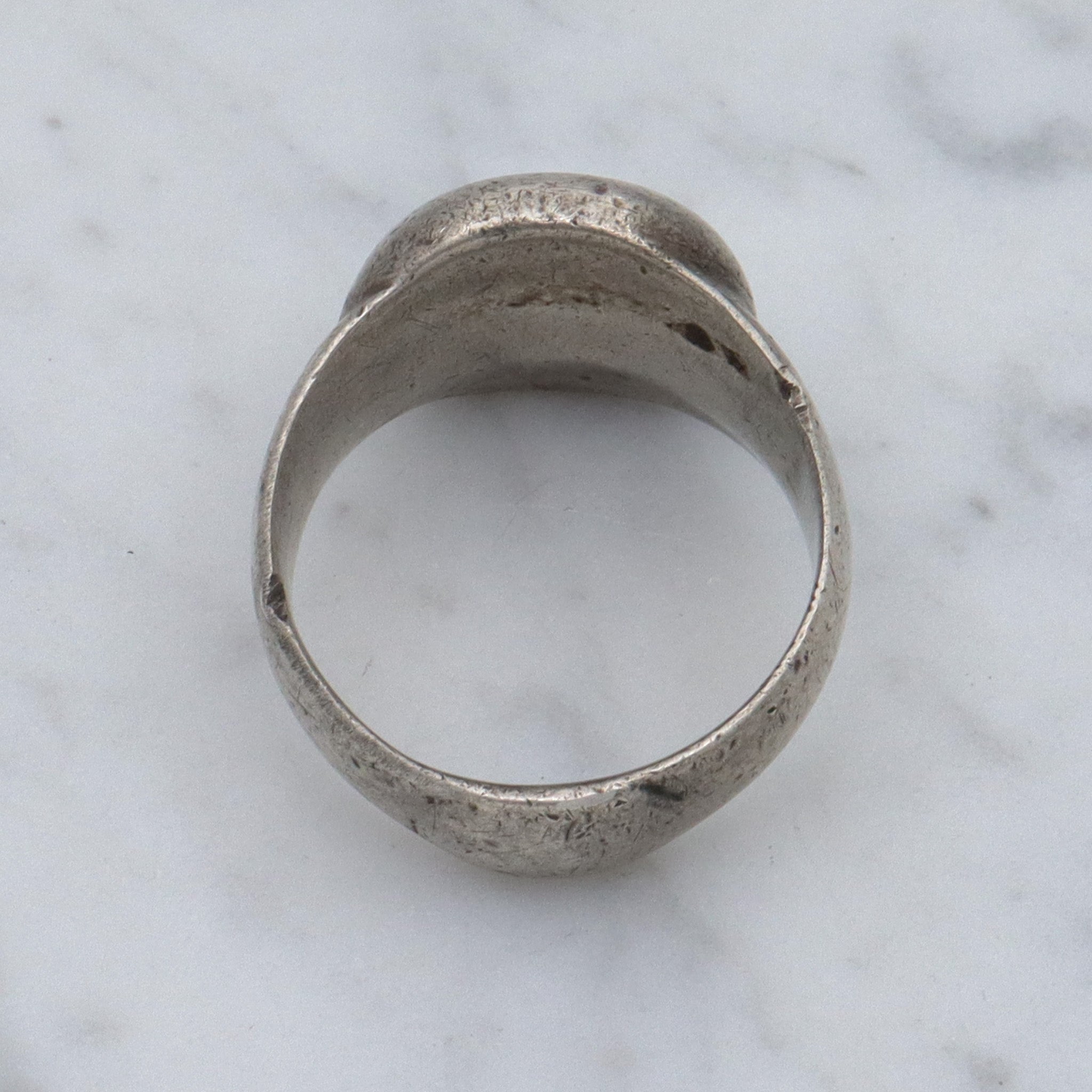 Ancient Middle Eastern silver signet ring, sz 9