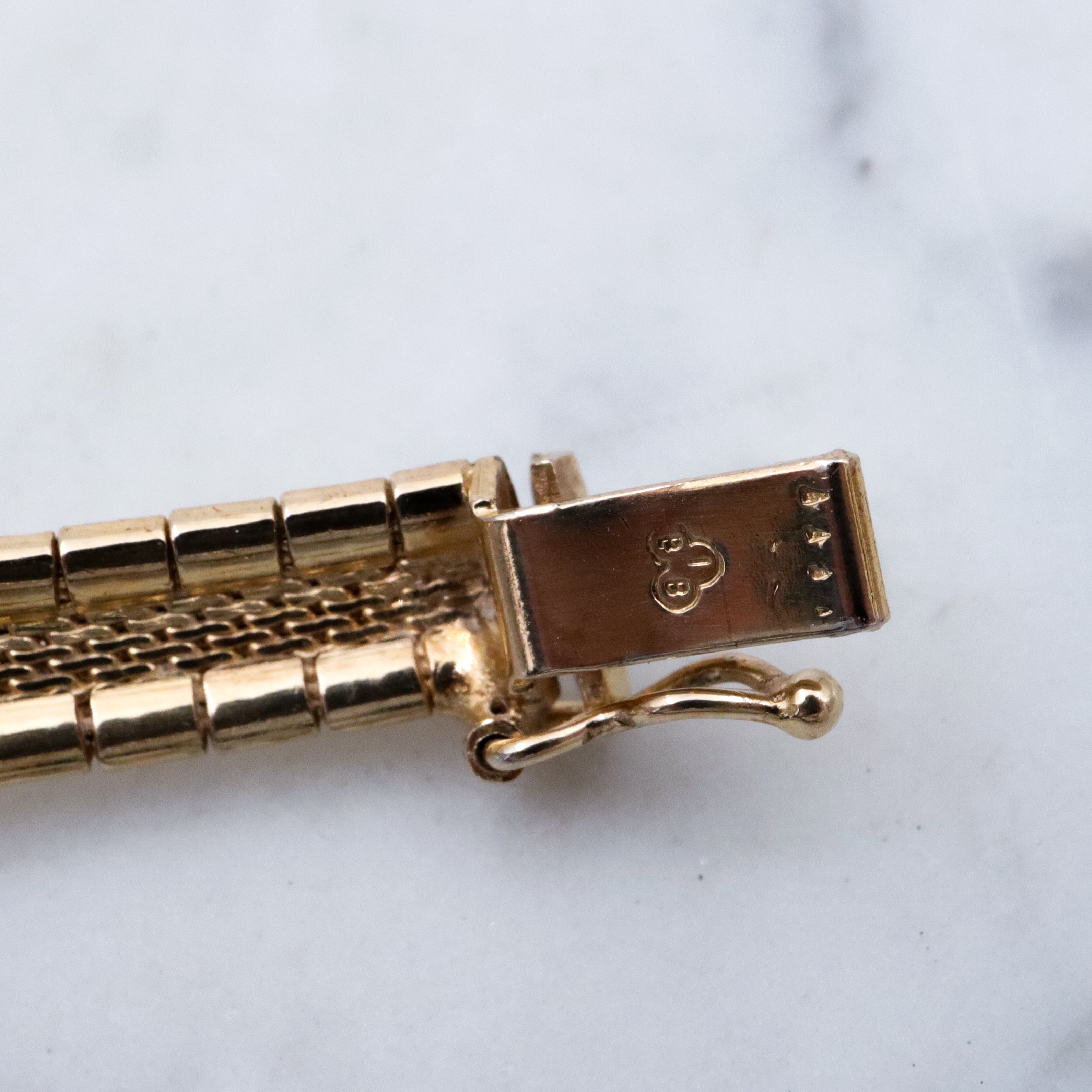 Vintage gold plated sterling 6mm chevron omega link chain, 17"