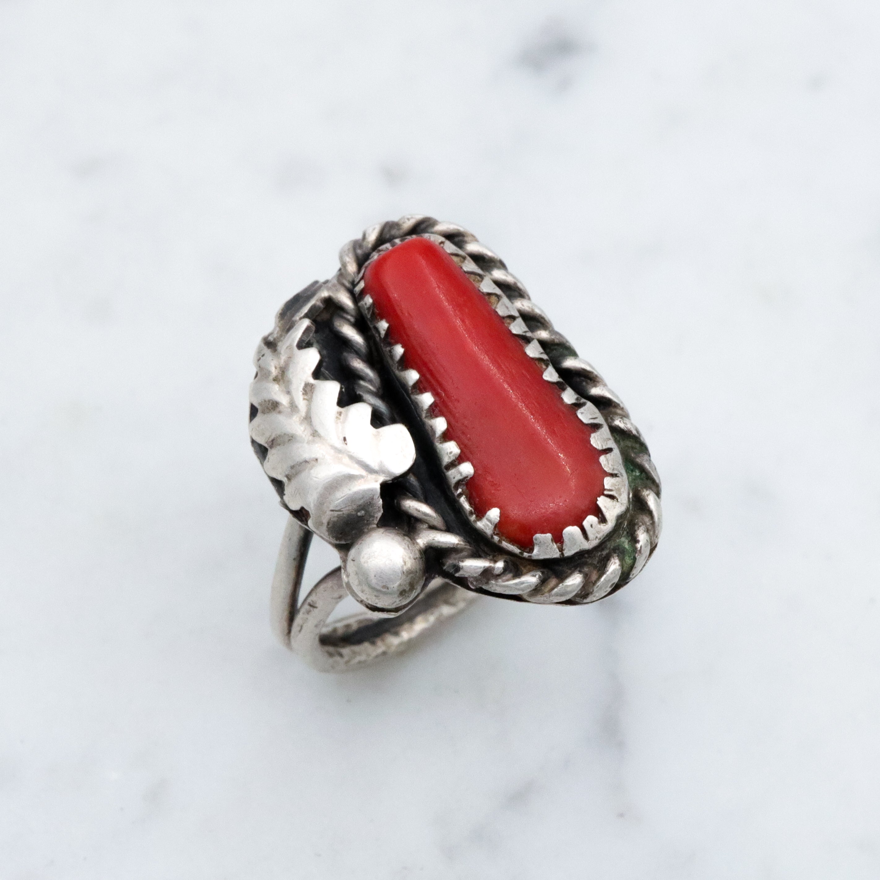 Vintage Navajo sterling coral leaf ring, size 4.5