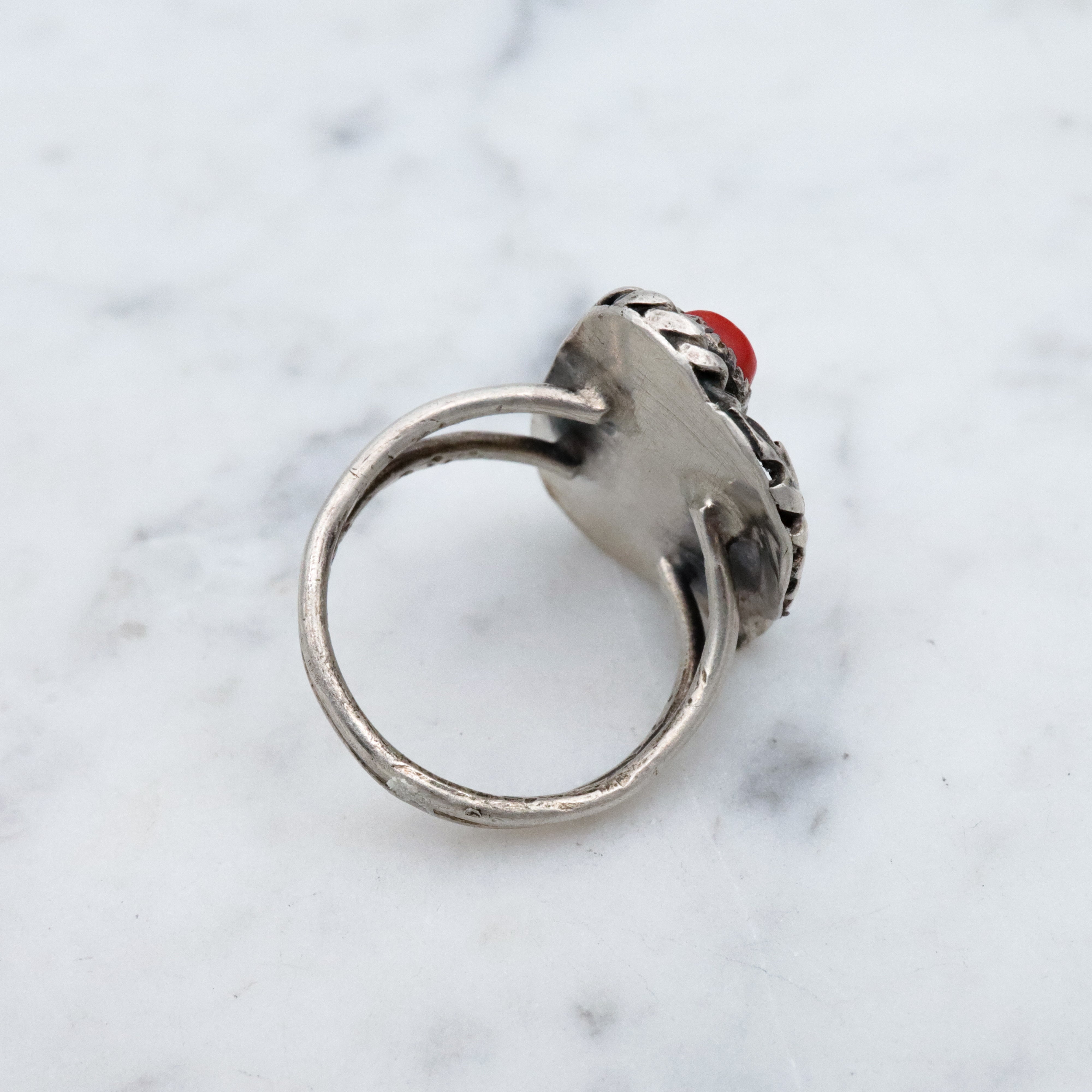 Vintage Navajo sterling coral leaf ring, size 4.5